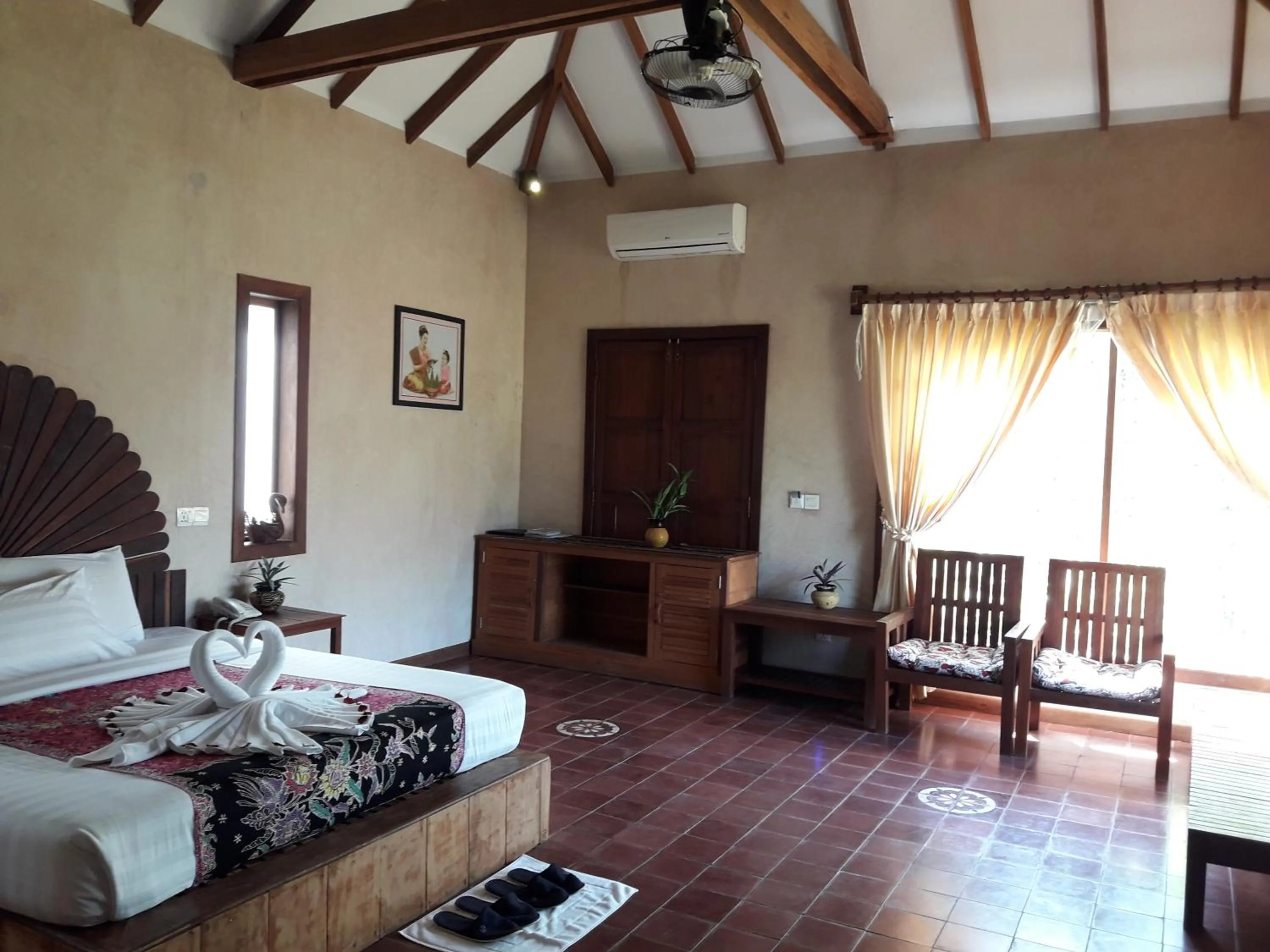 Bedroom, TV/Entertainment Center in Angkor Rural Boutique Resort