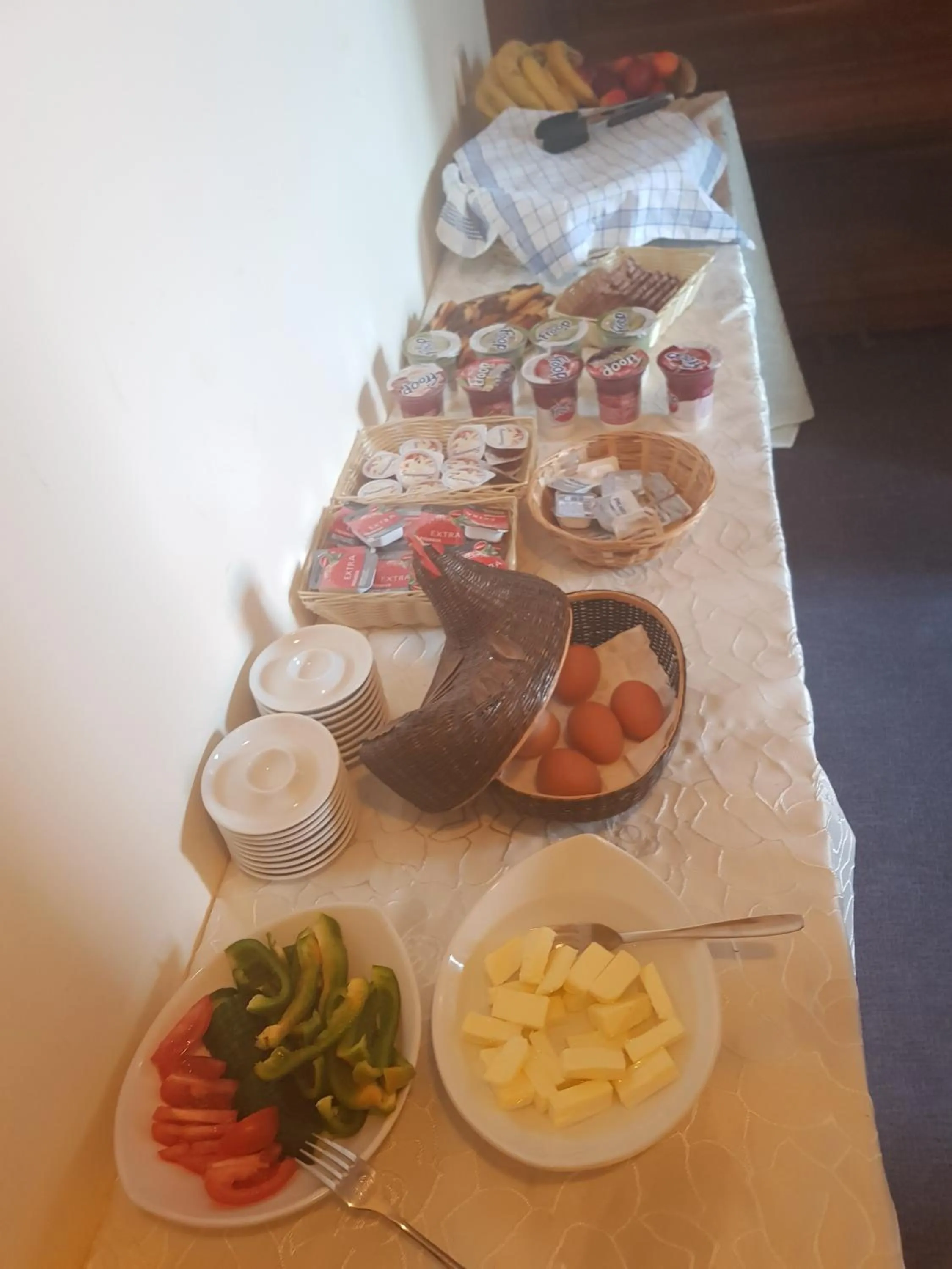 Buffet breakfast in Pension Im Bett