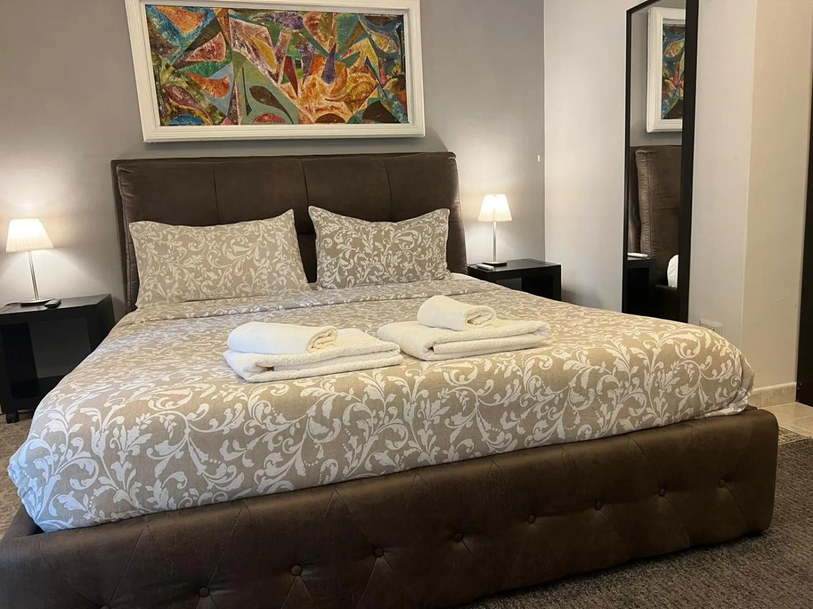 Bed in Appia Avenue 639