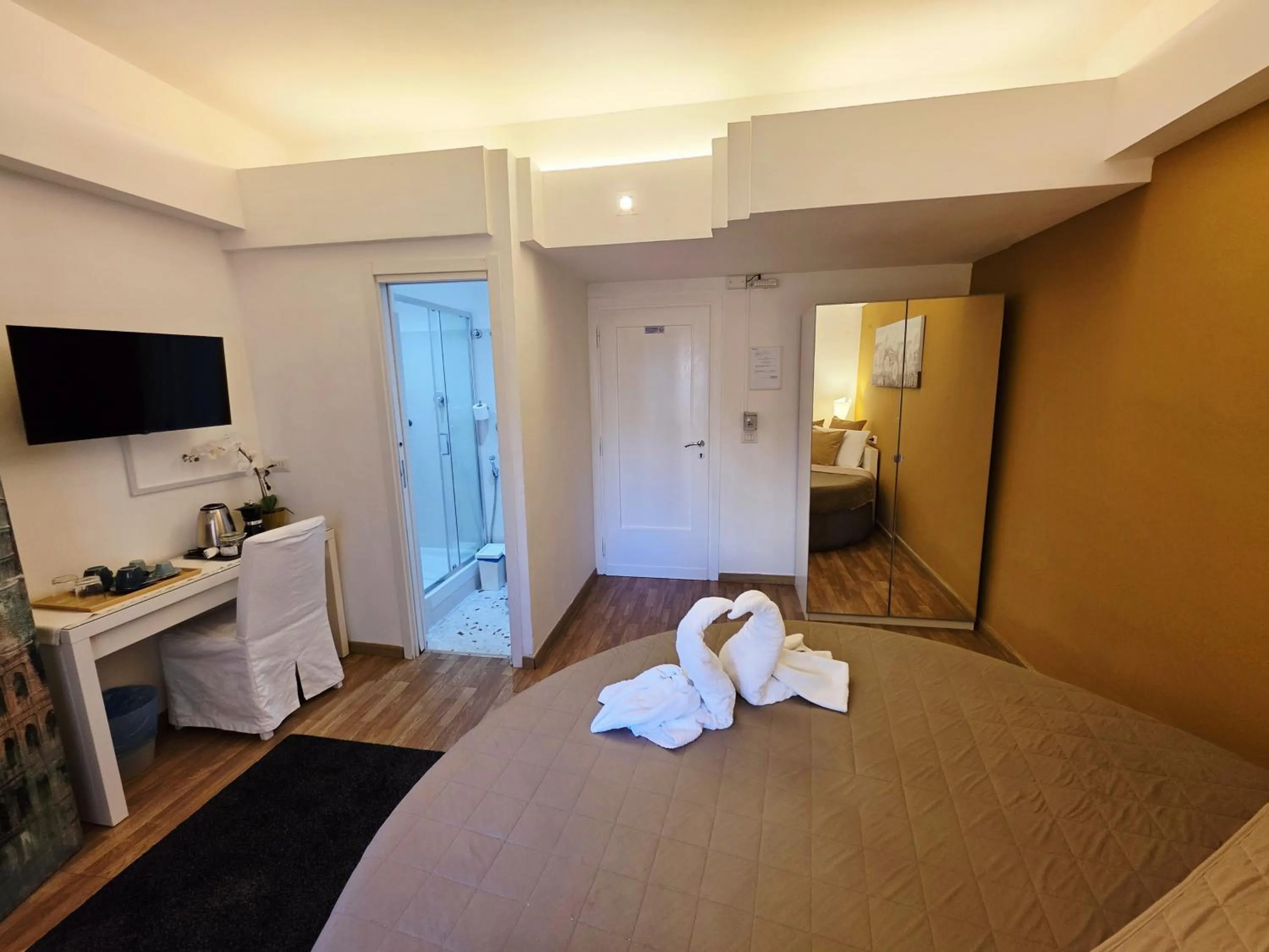 Bed in Appia Avenue 639