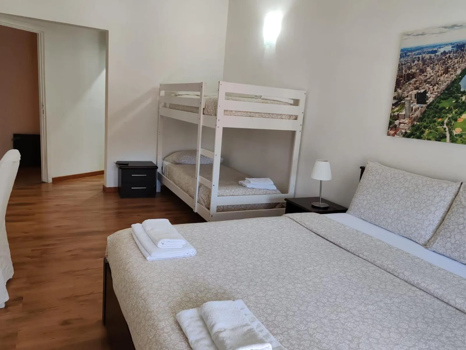 Bed in Appia Avenue 639