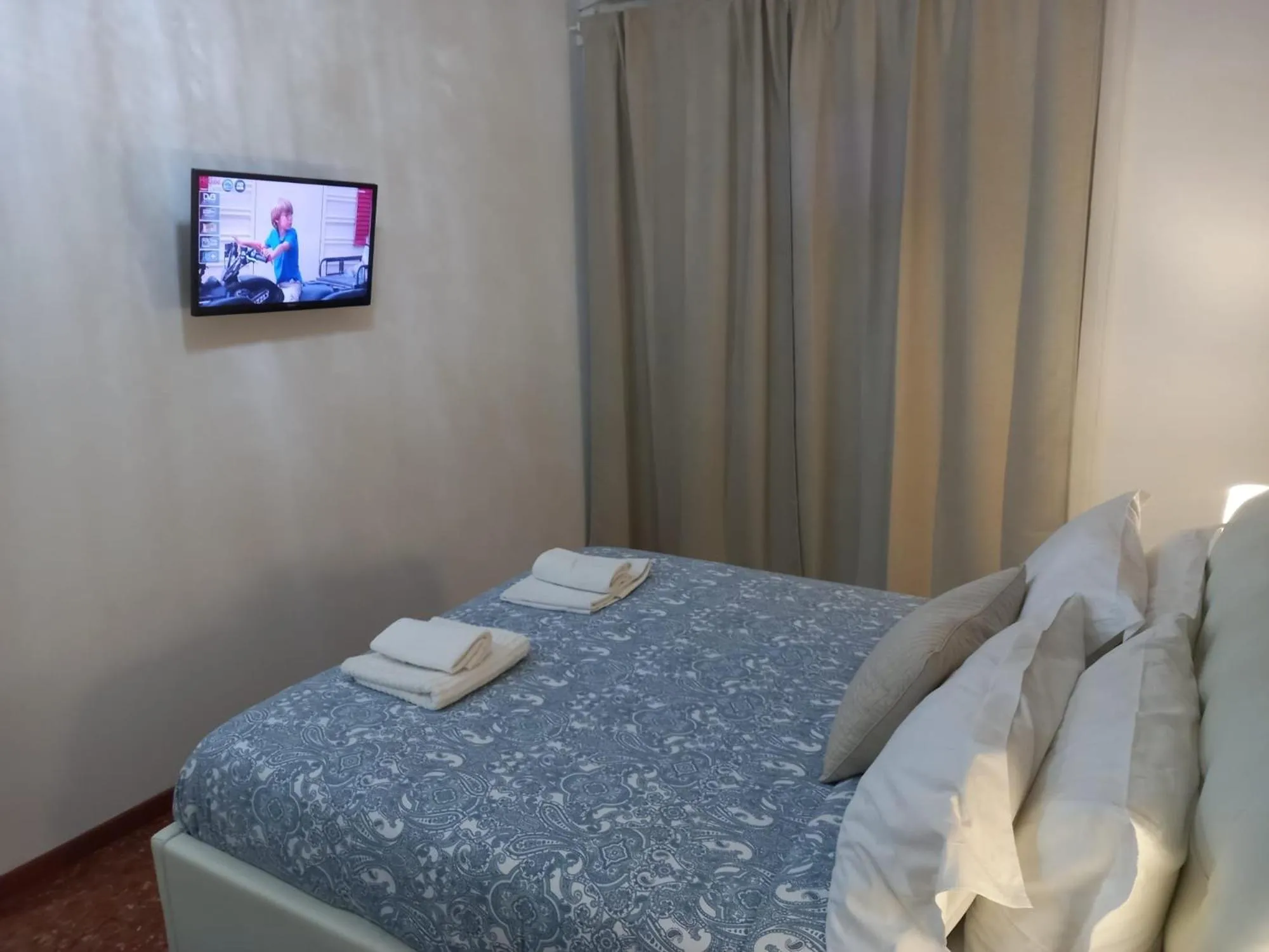 Bed in Appia Avenue 639