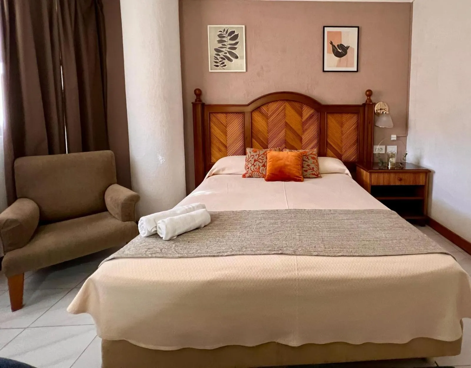 Decorative detail, Bed in Hotel Atlántico Centro