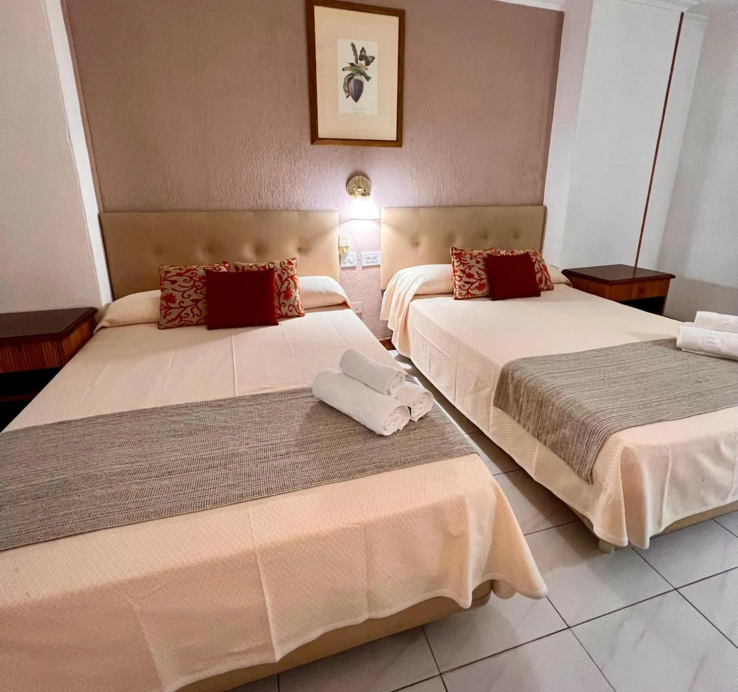 Decorative detail, Bed in Hotel Atlántico Centro