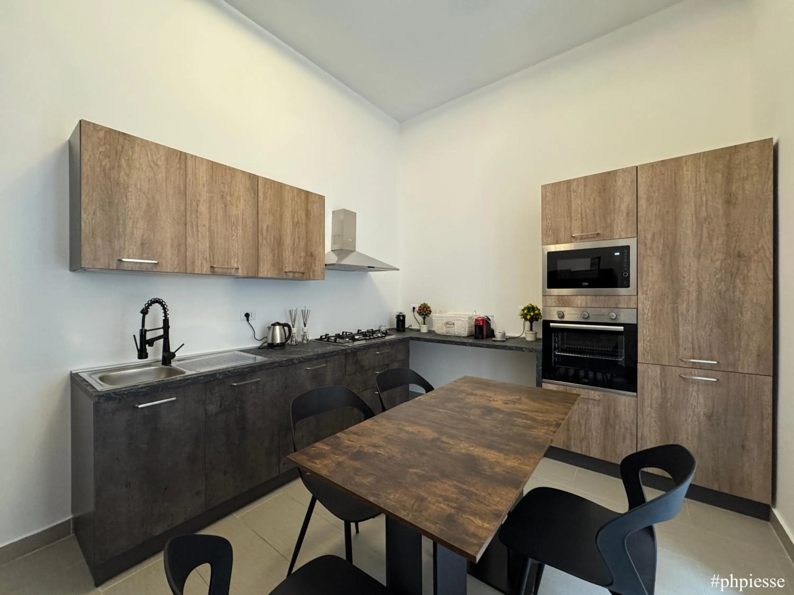 kitchen in Emerella Luxury Suites-Siderno Lungomare