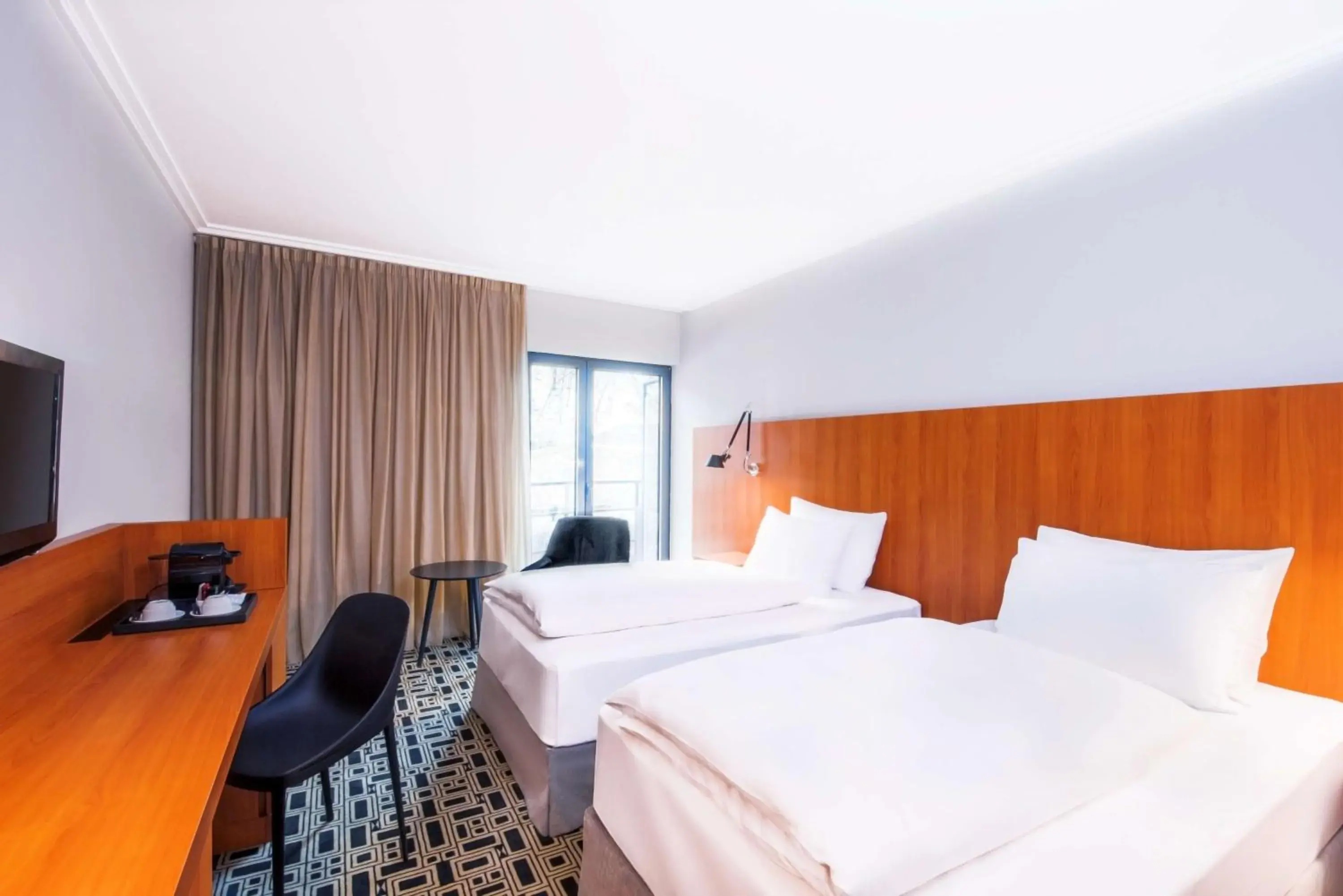 Superior Double or Twin Room in NH Prague City Superior Double or Twin Room in NH Prague City