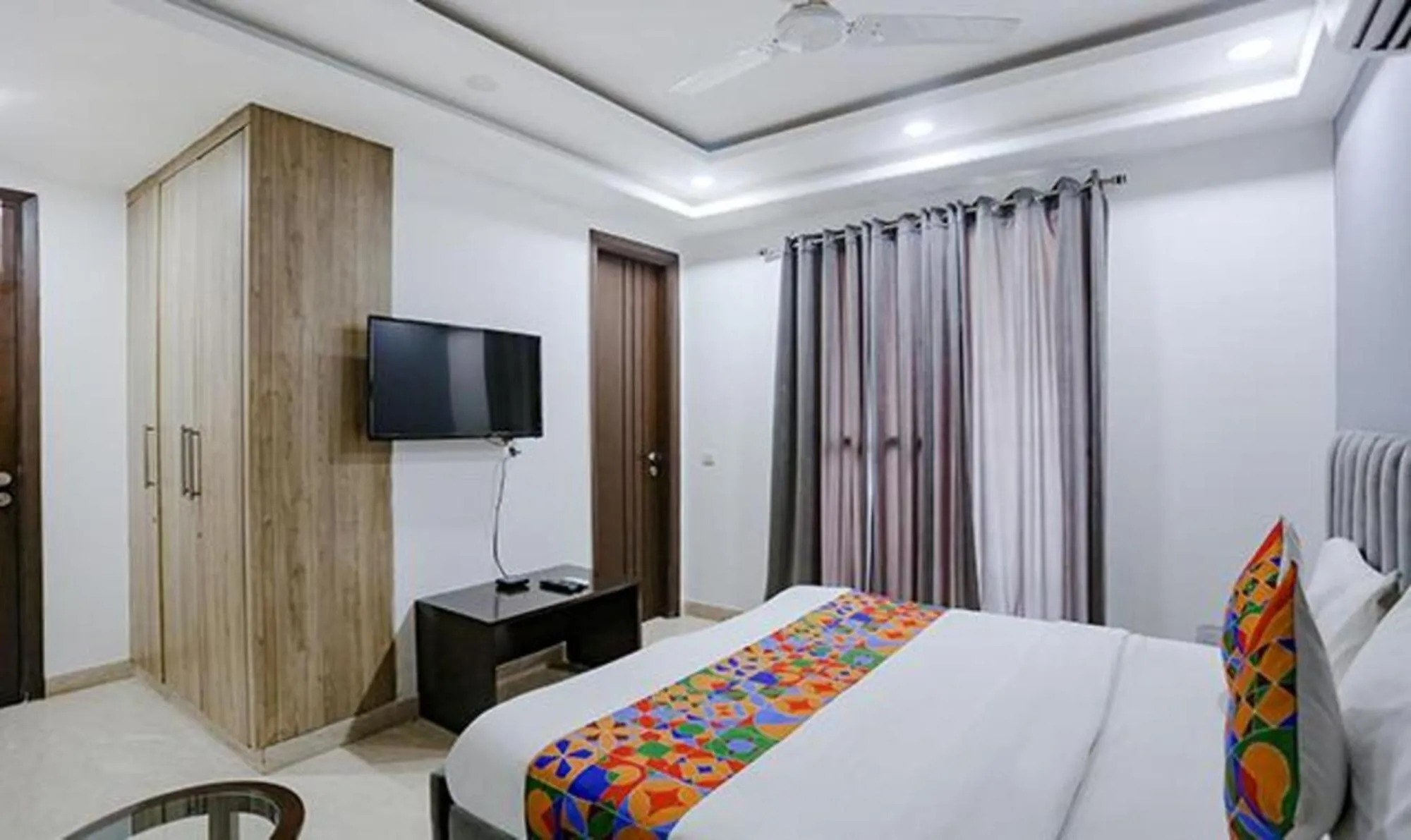 Bed in Via Dream Living