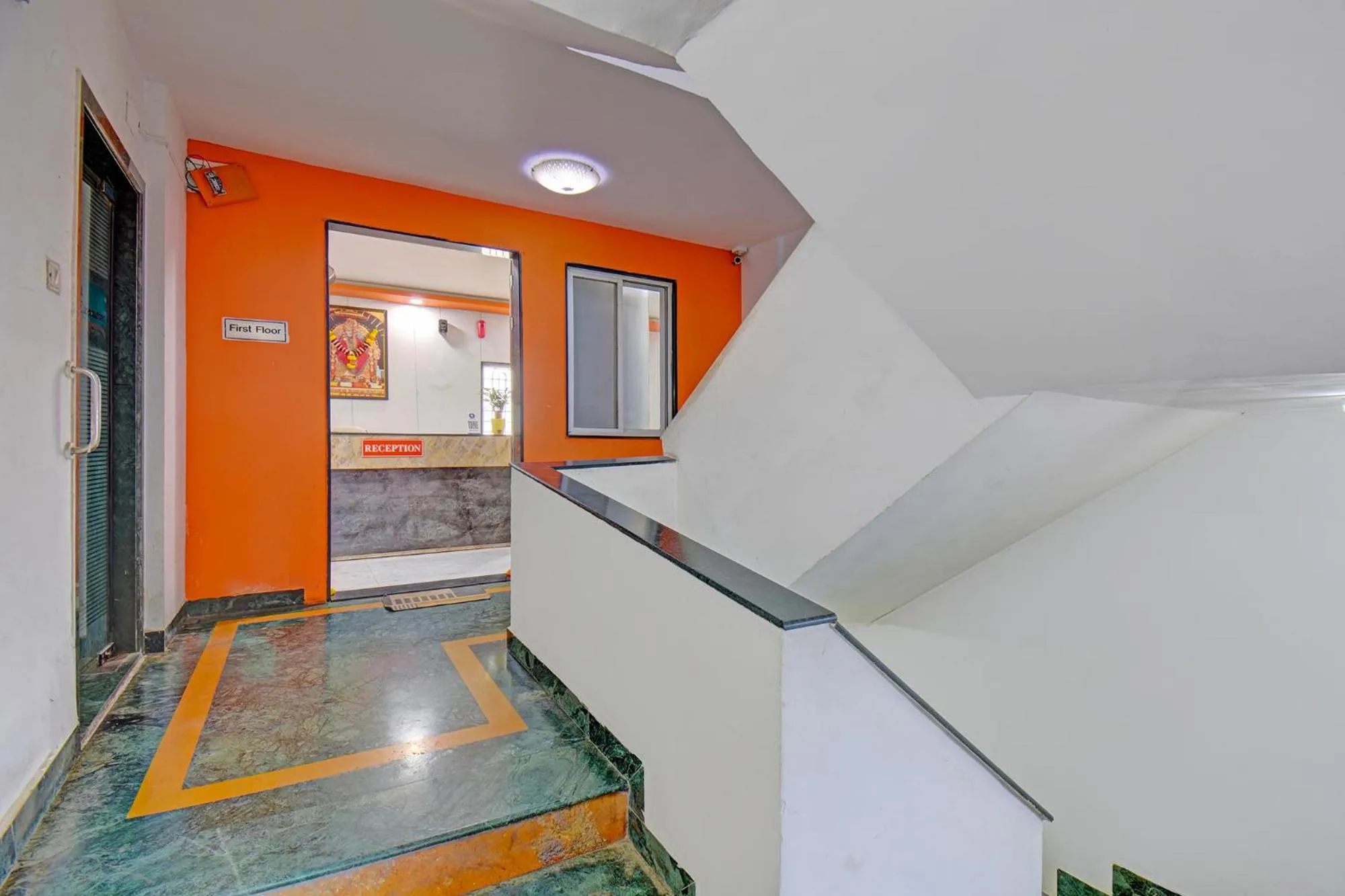 Lobby or reception in FabHotel Ajinkya Executive