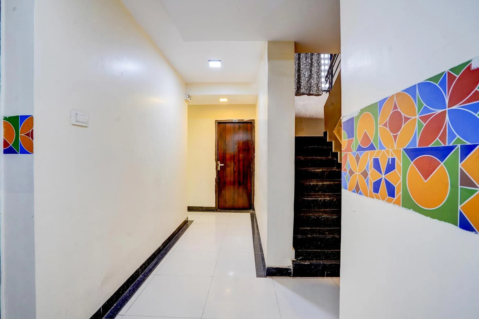 Lobby or reception in FabHotel Chetan Executive