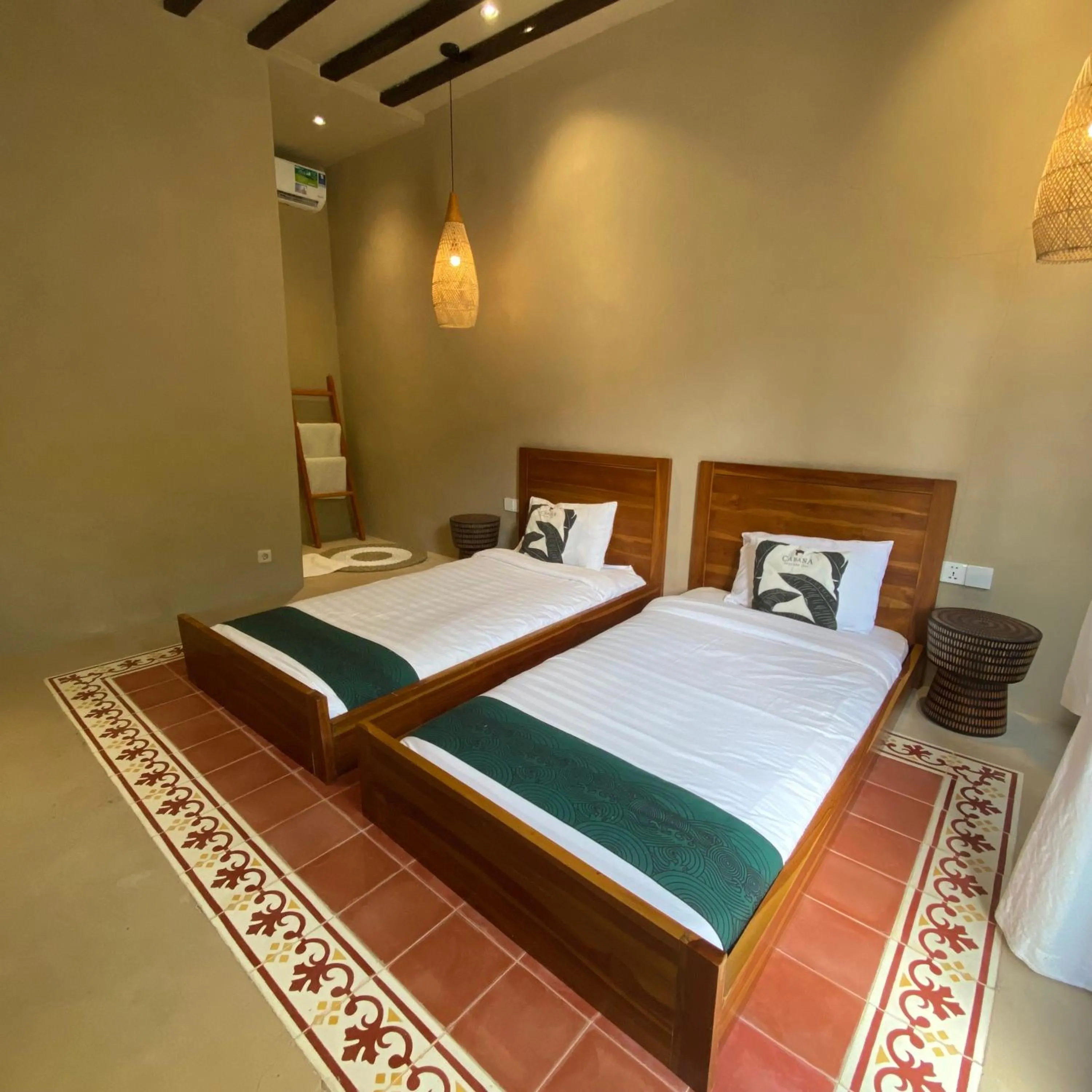 Bed in Cabana Surf and Stay