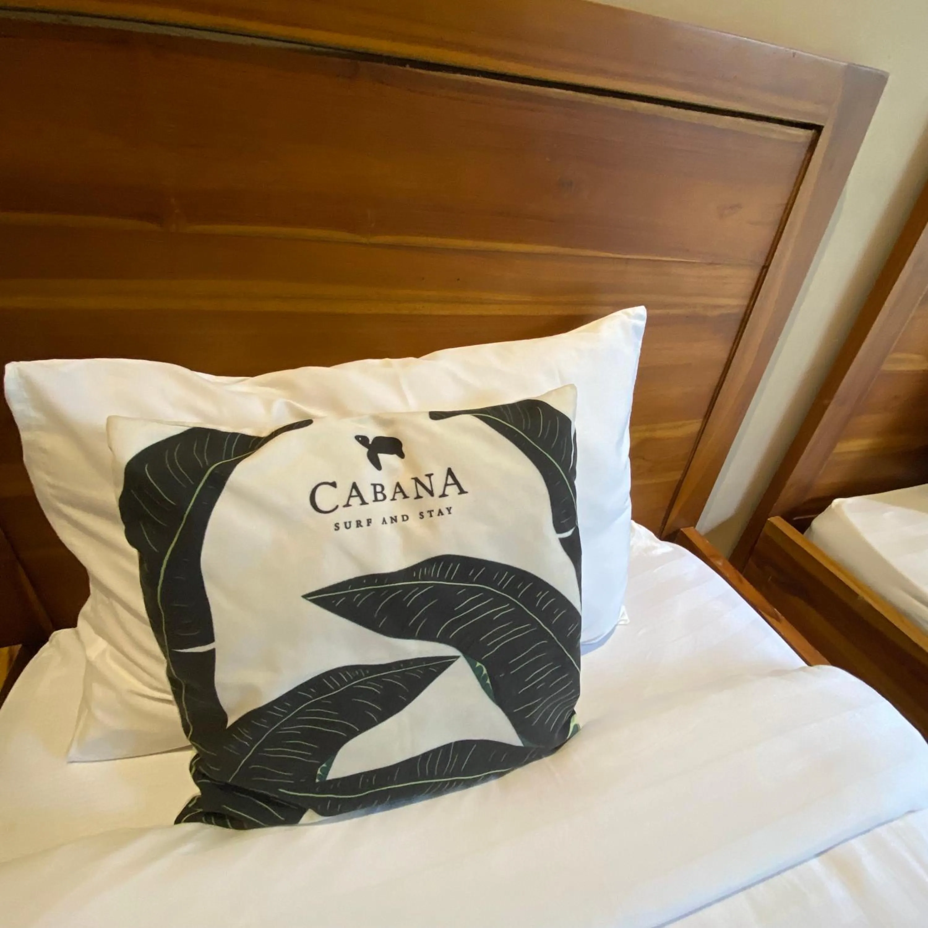 Bed in Cabana Surf and Stay