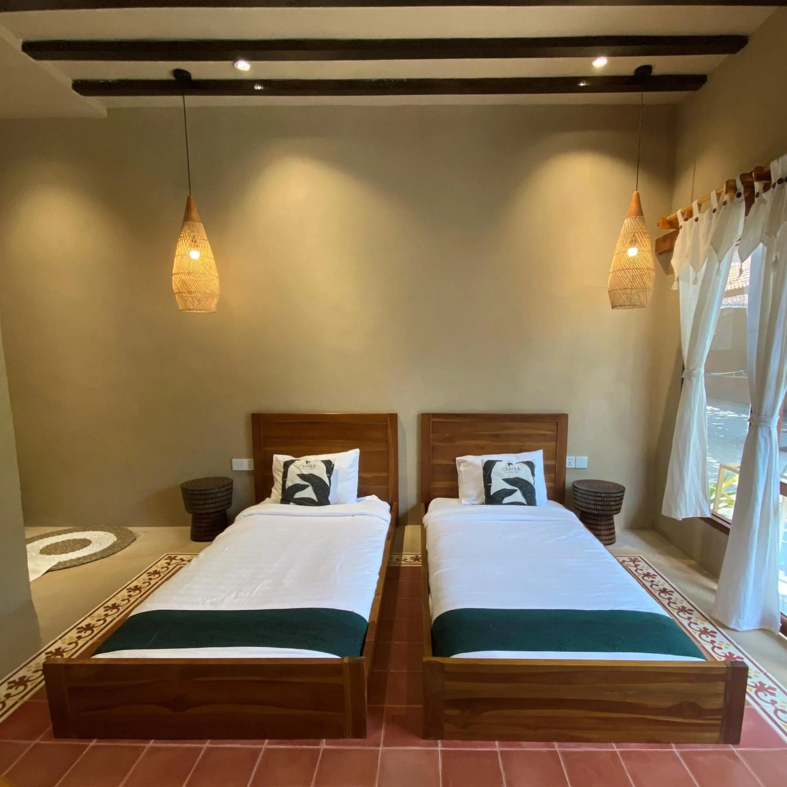 Bed in Cabana Surf and Stay