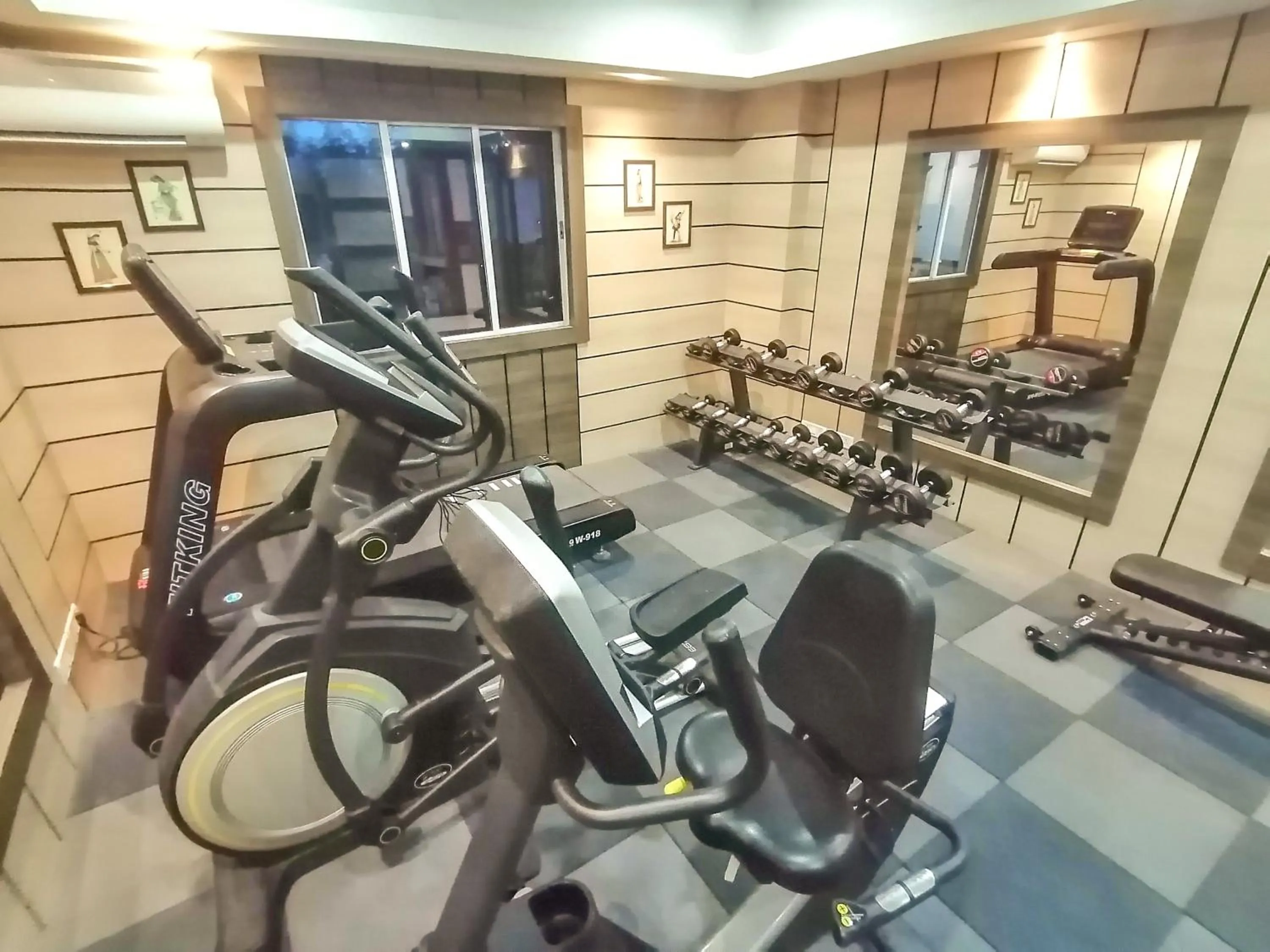 Fitness centre/facilities in Ghar 365 Residency