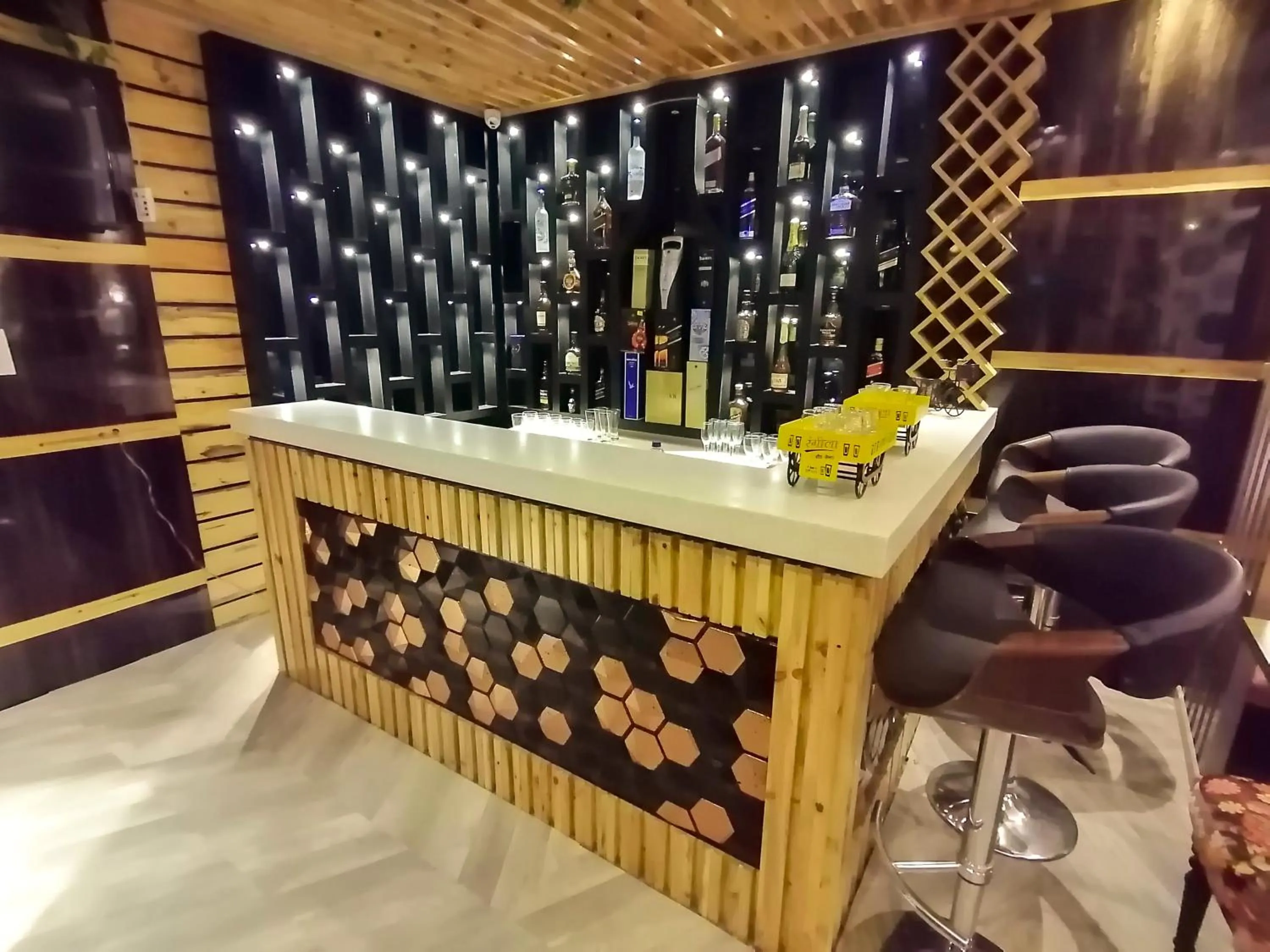 Lounge or bar in Ghar 365 Residency