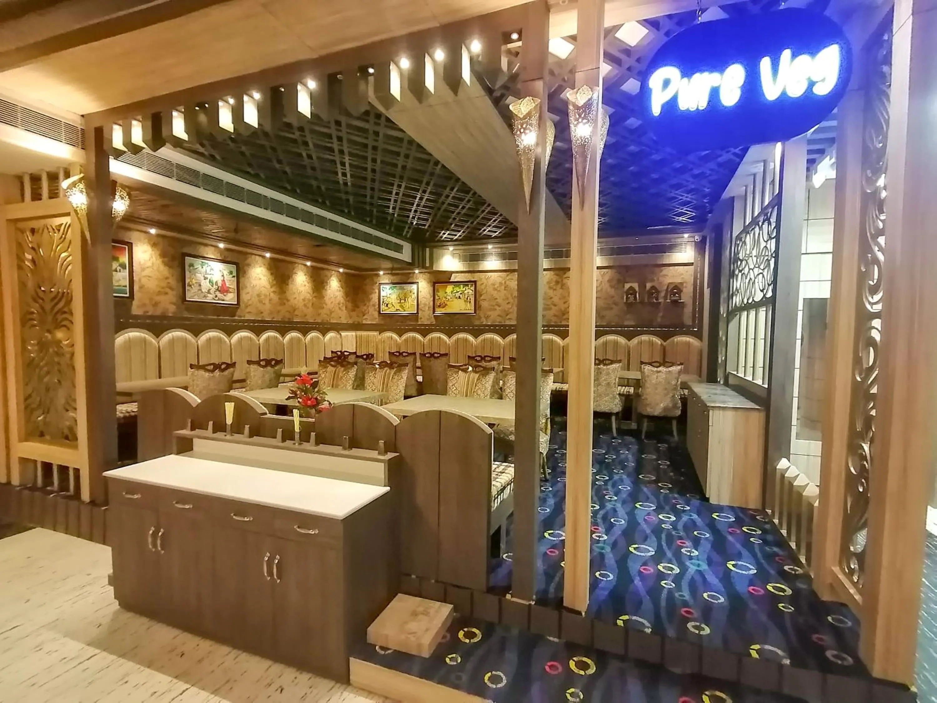 Restaurant/places to eat in Ghar 365 Residency