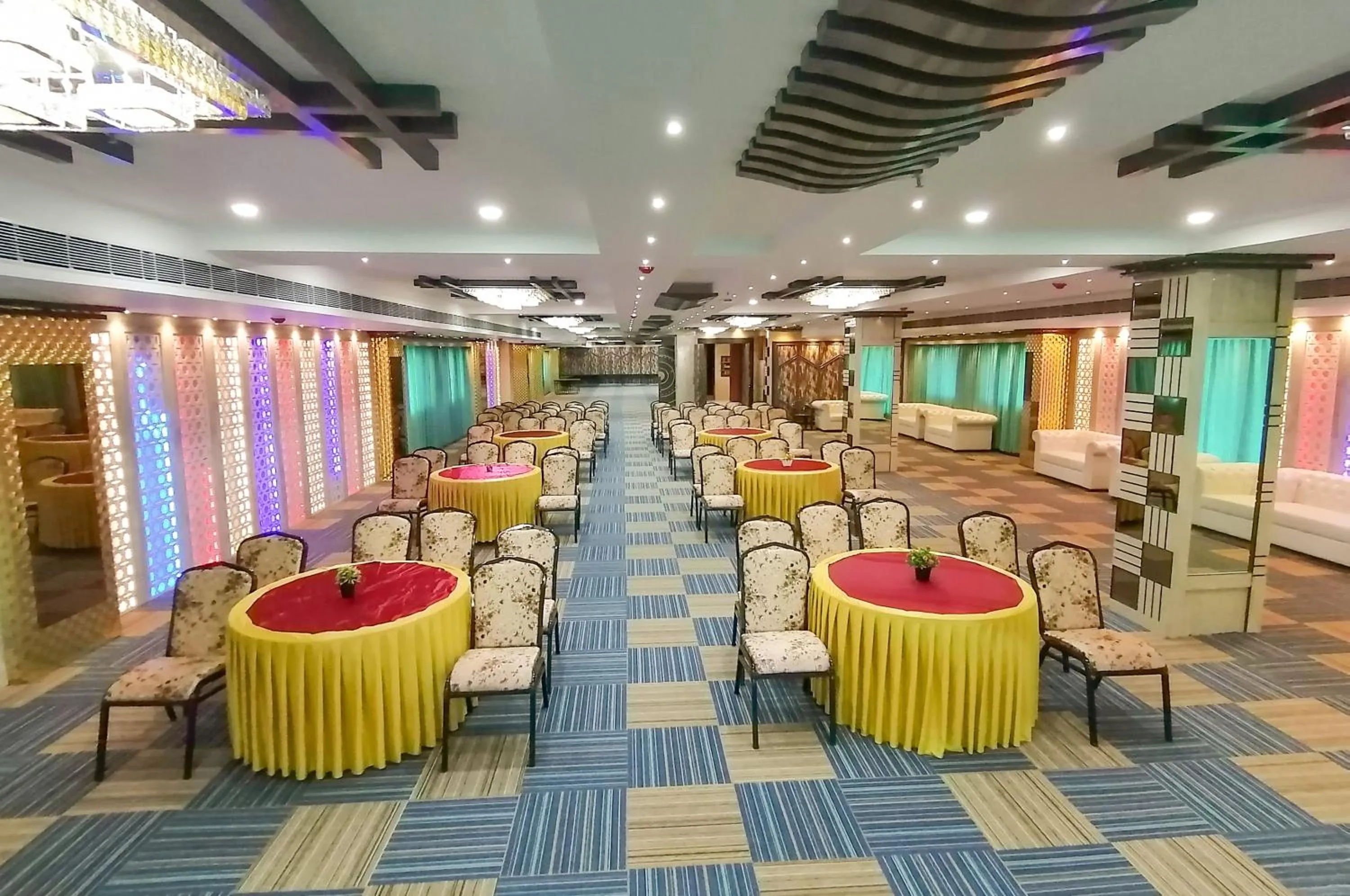 Banquet/Function facilities in Ghar 365 Residency