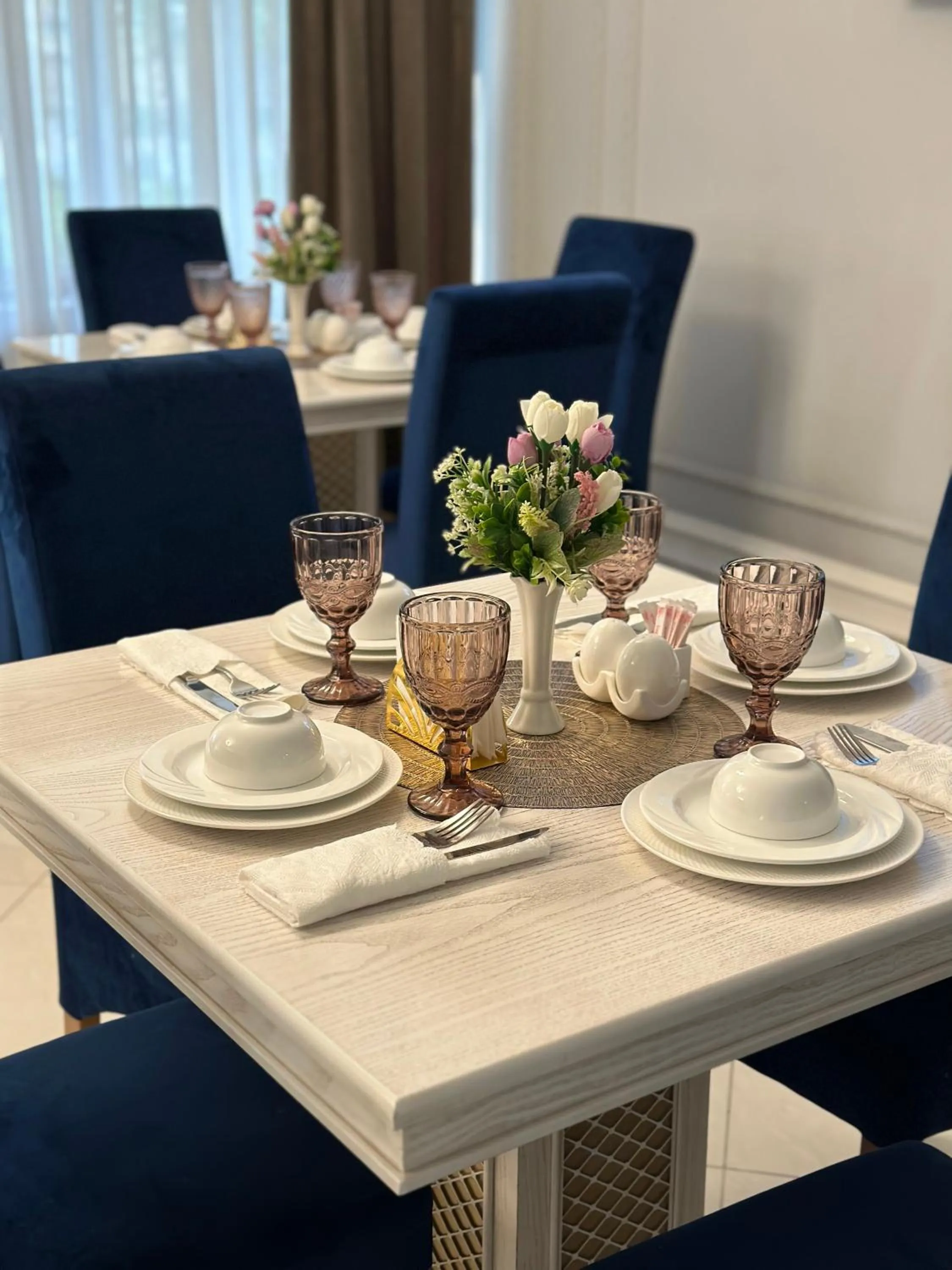 Restaurant/places to eat in South Hotel Tashkent