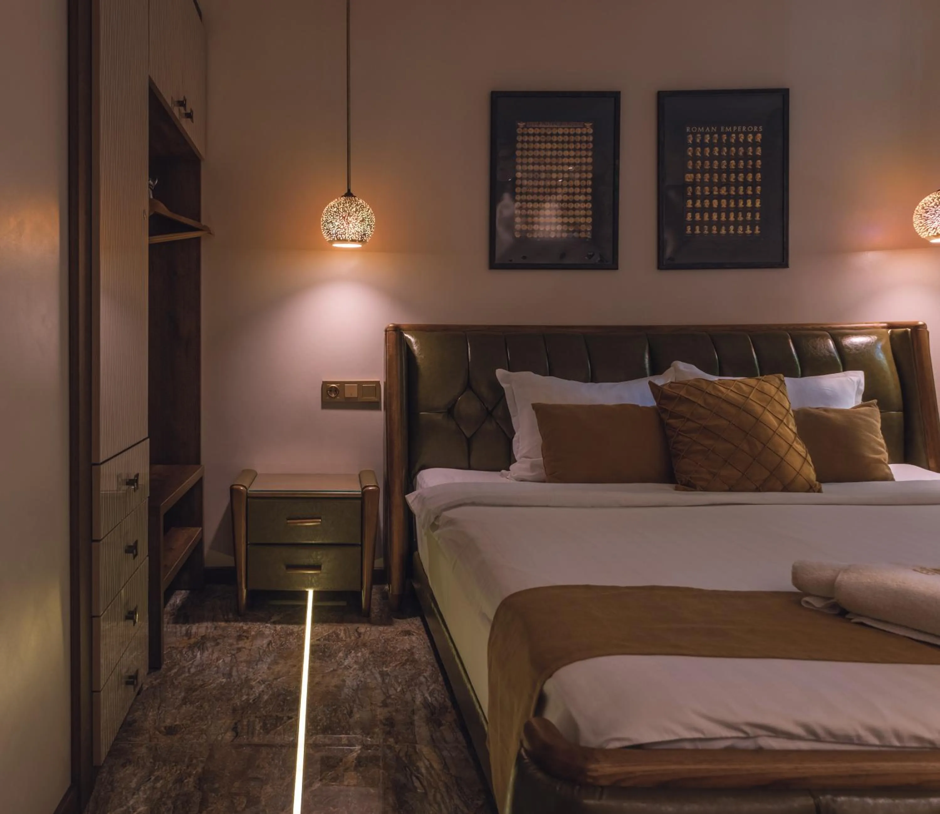 Bed in HIDDEN BANK: Golden