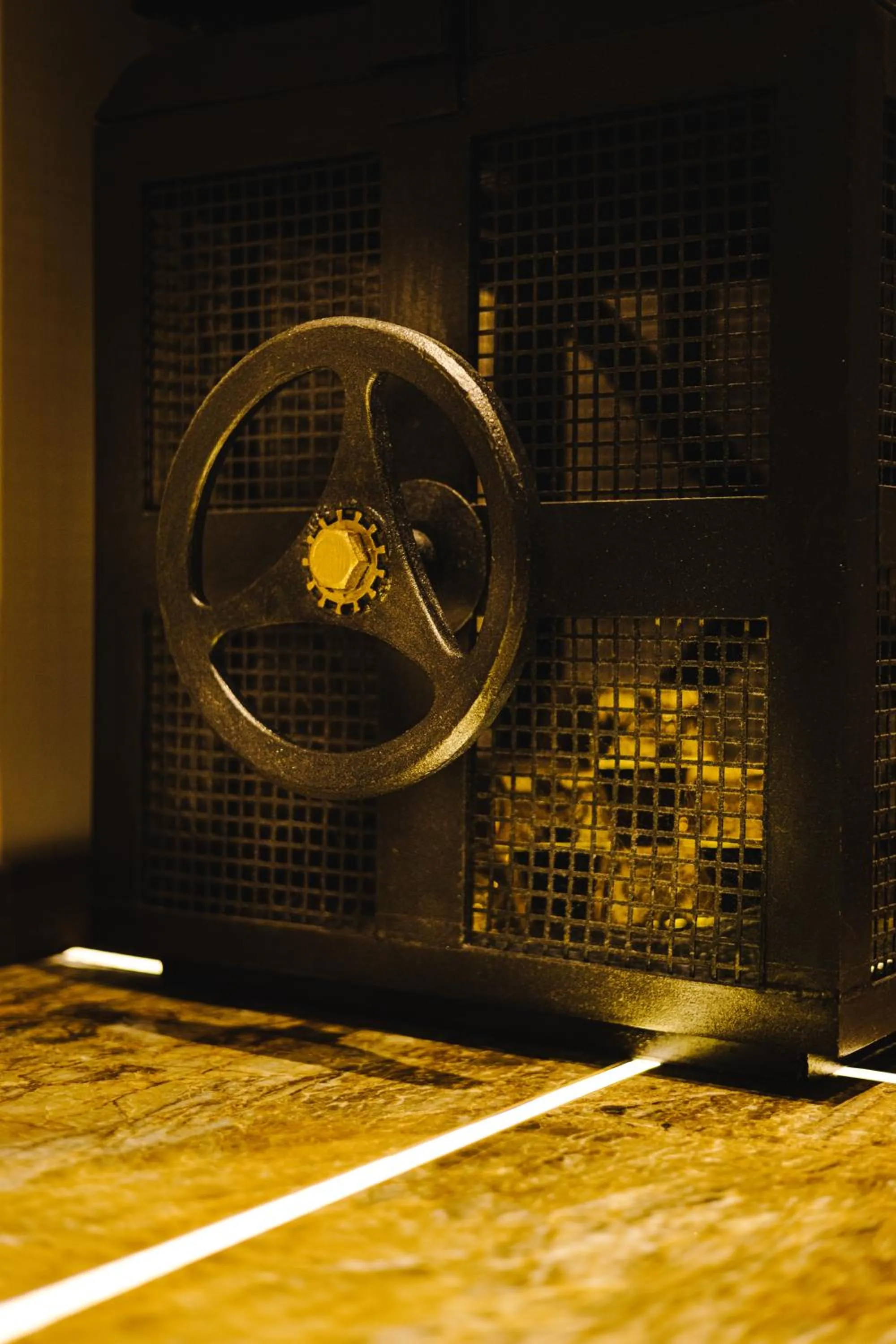 safe in HIDDEN BANK: Golden