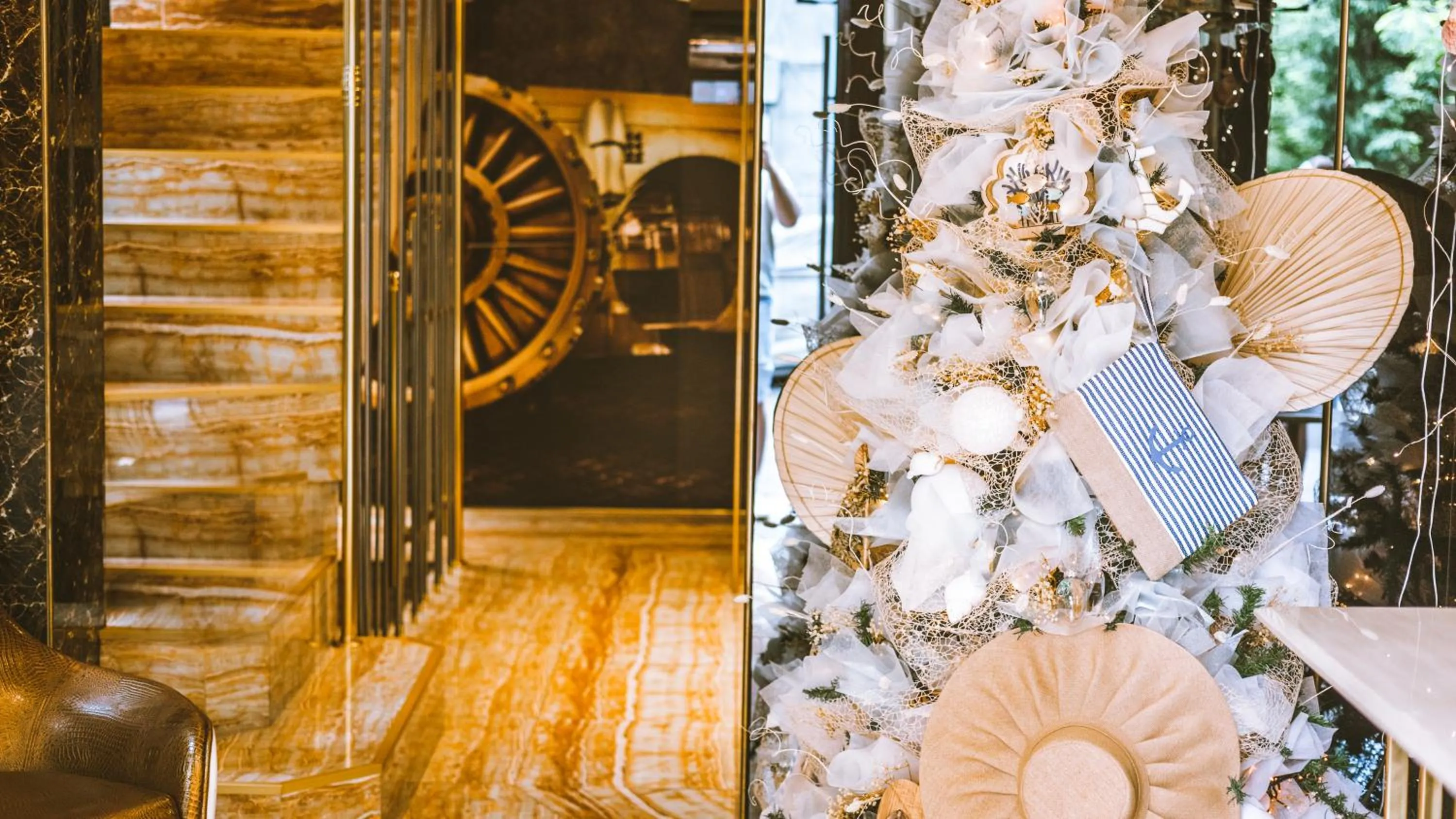 Decorative detail in HIDDEN BANK: Golden
