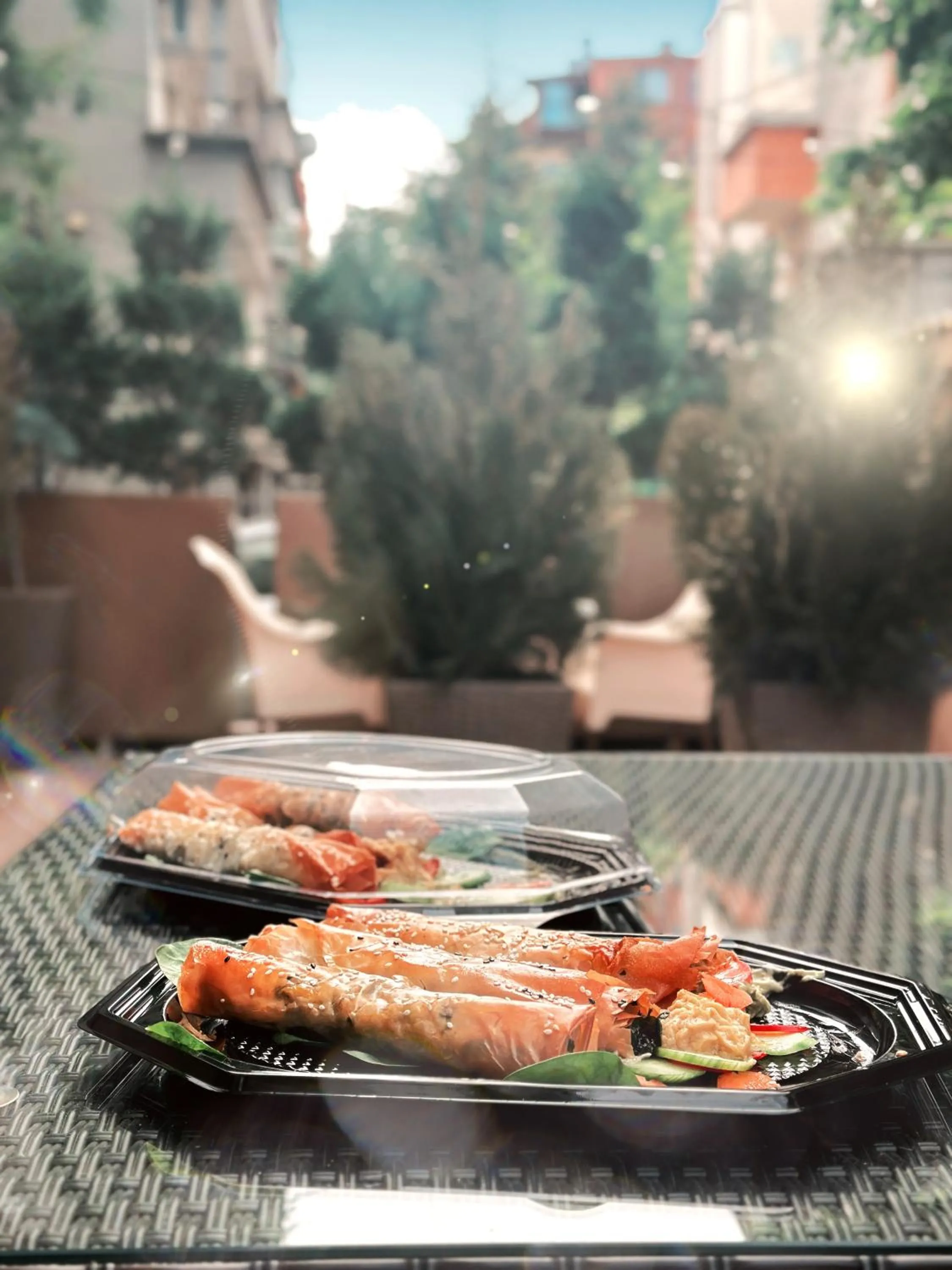 Breakfast in HIDDEN BANK: Golden