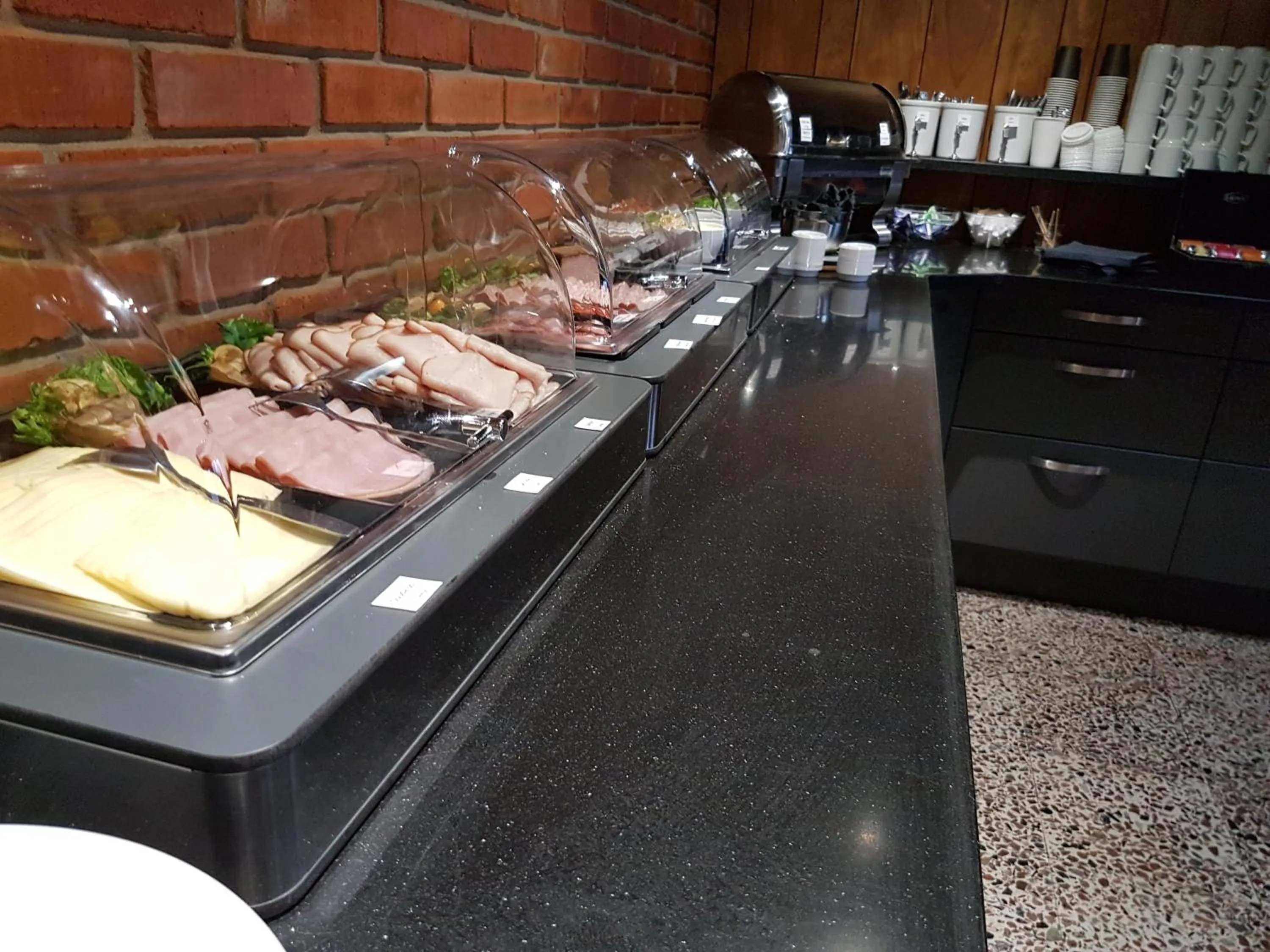 Buffet breakfast in RastPunkt Laxå