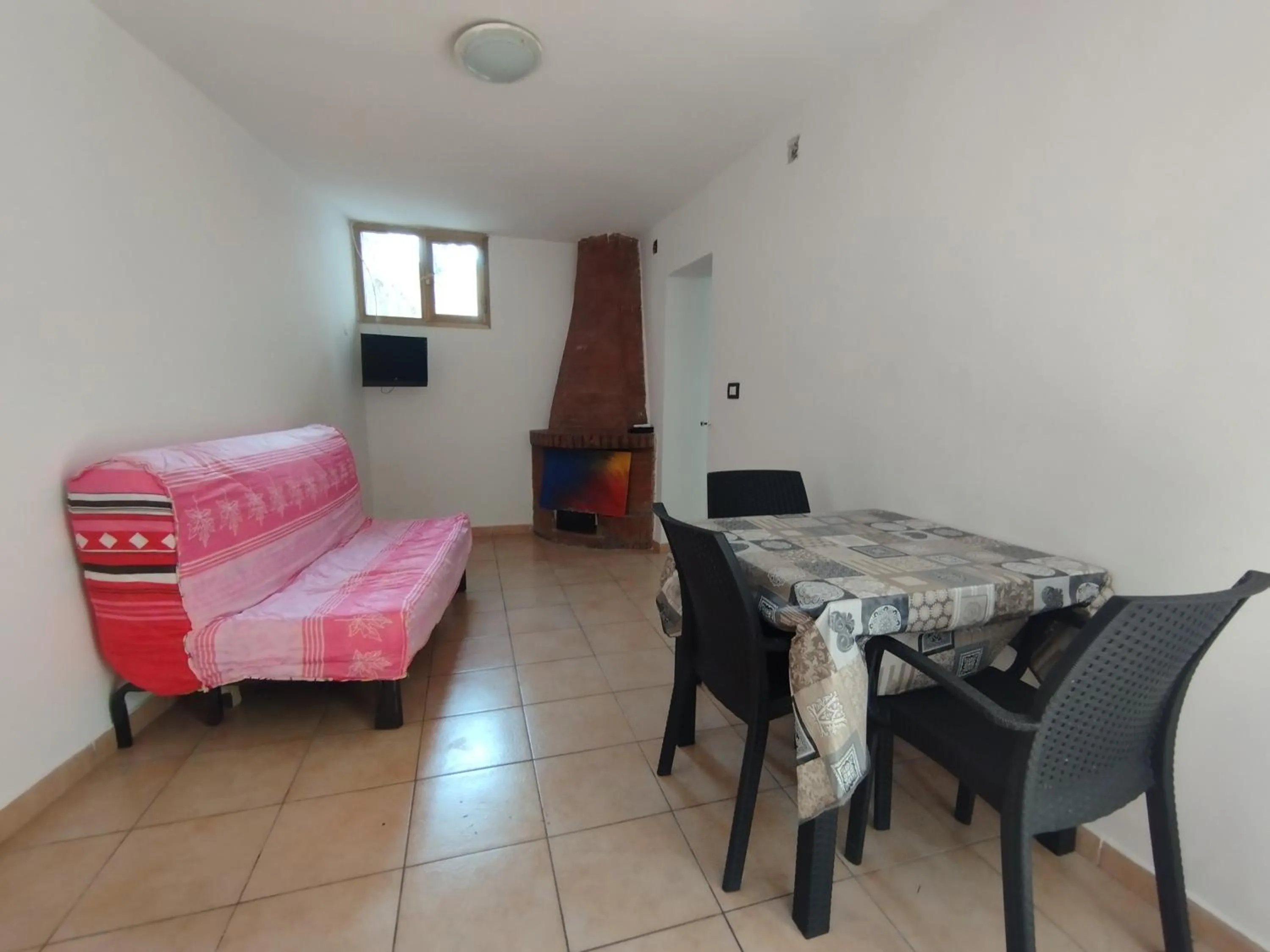 Seating area, Bed in Room&Relax