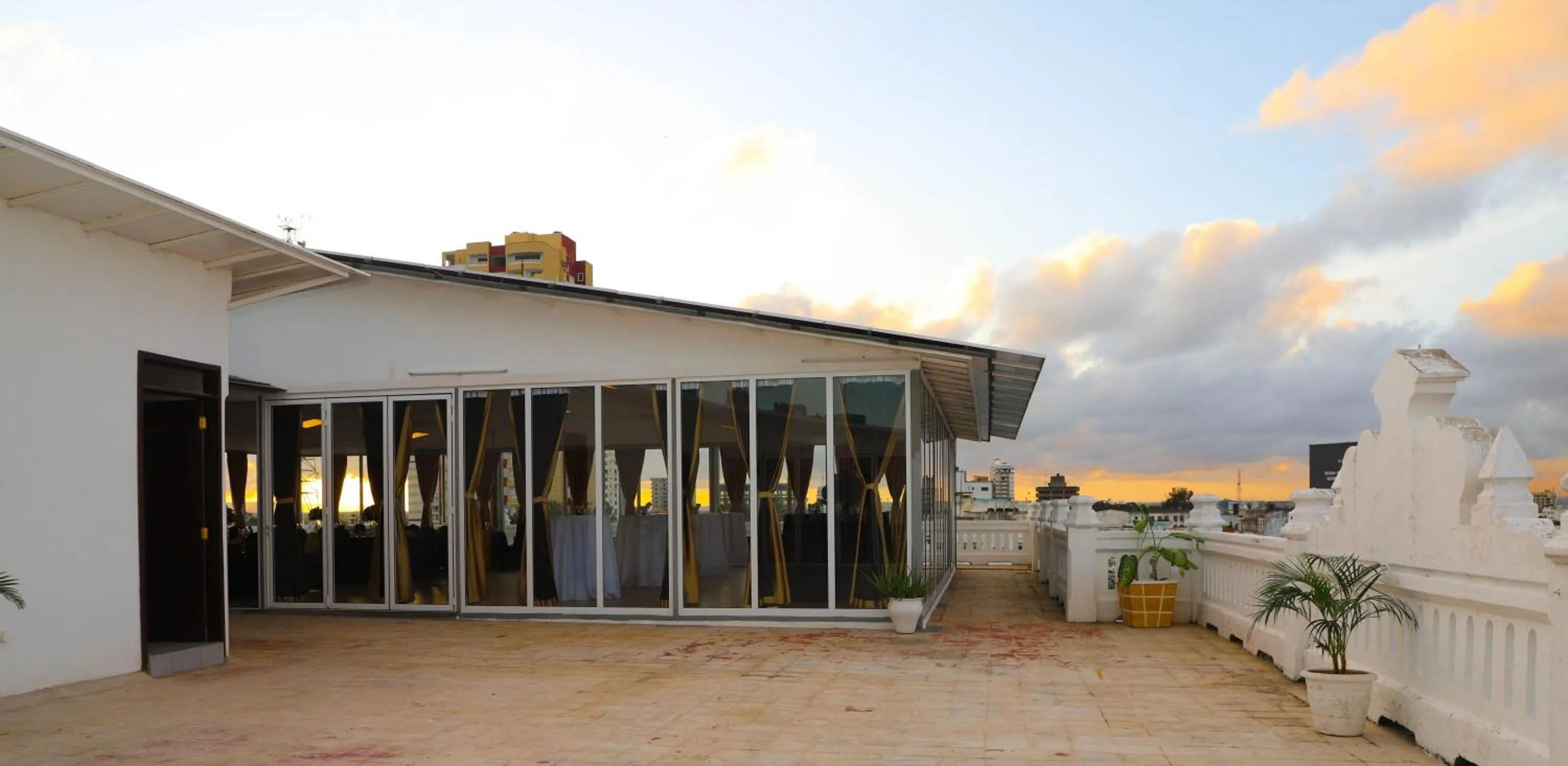 Meeting/conference room in Sentrim Castle Royal Hotel