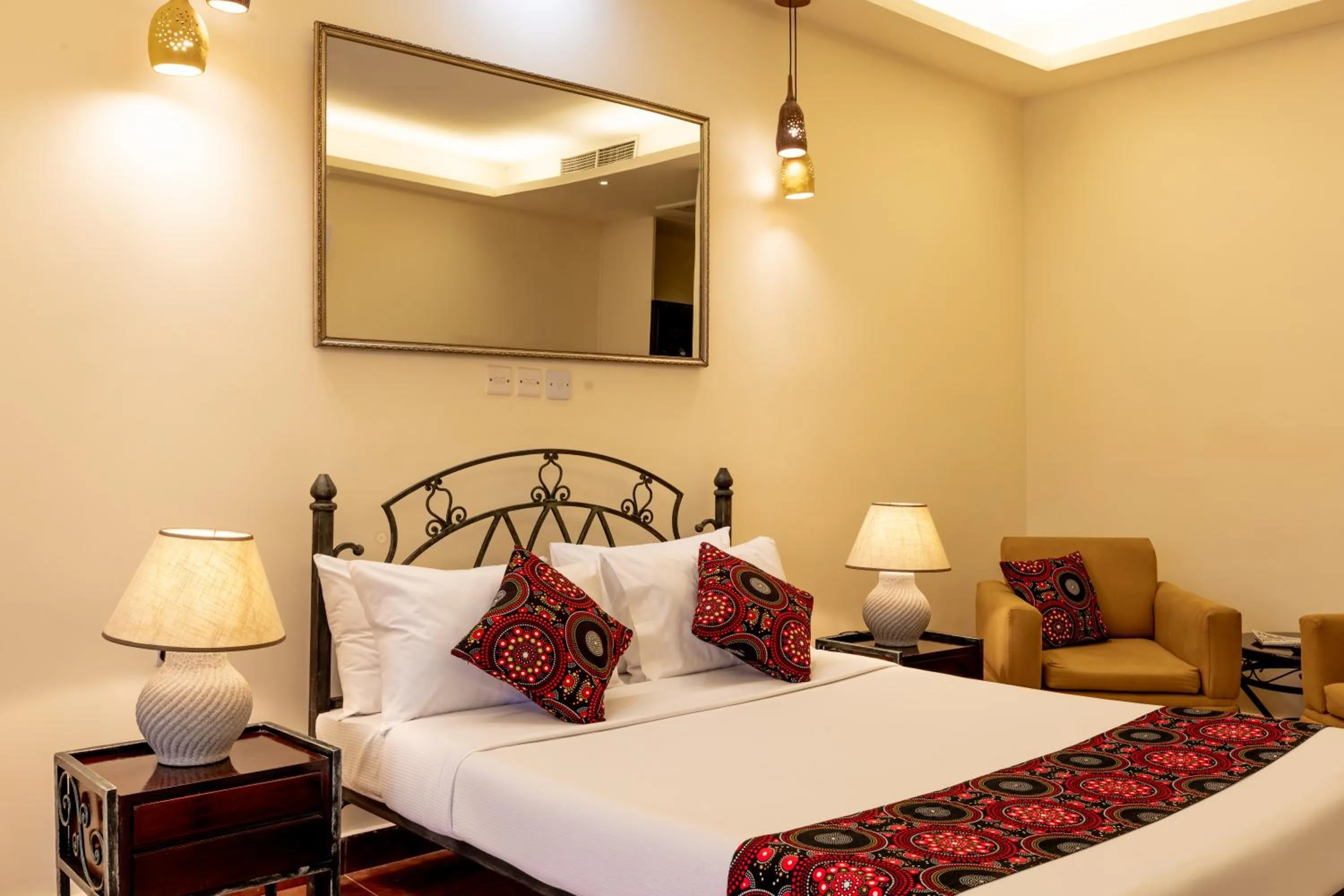 Bedroom, Bed in Sentrim Castle Royal Hotel