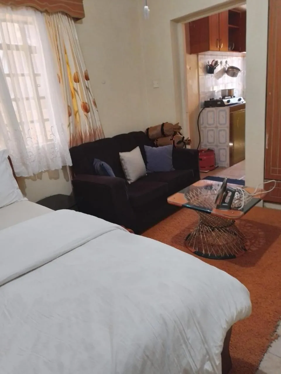 Lux Suites Lumumba Drive Studio Apartments
