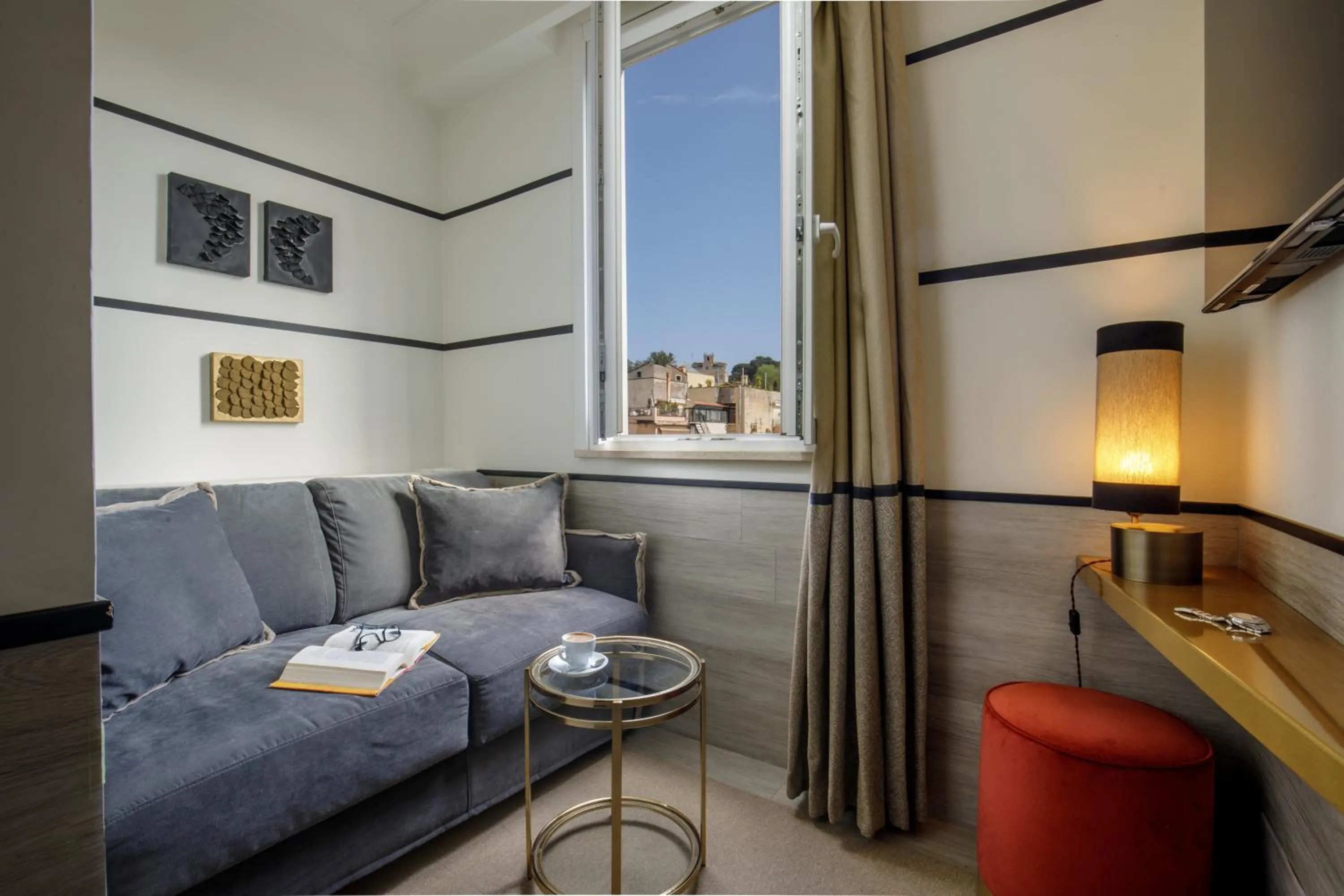 Seating area in Relais Luxury Corso