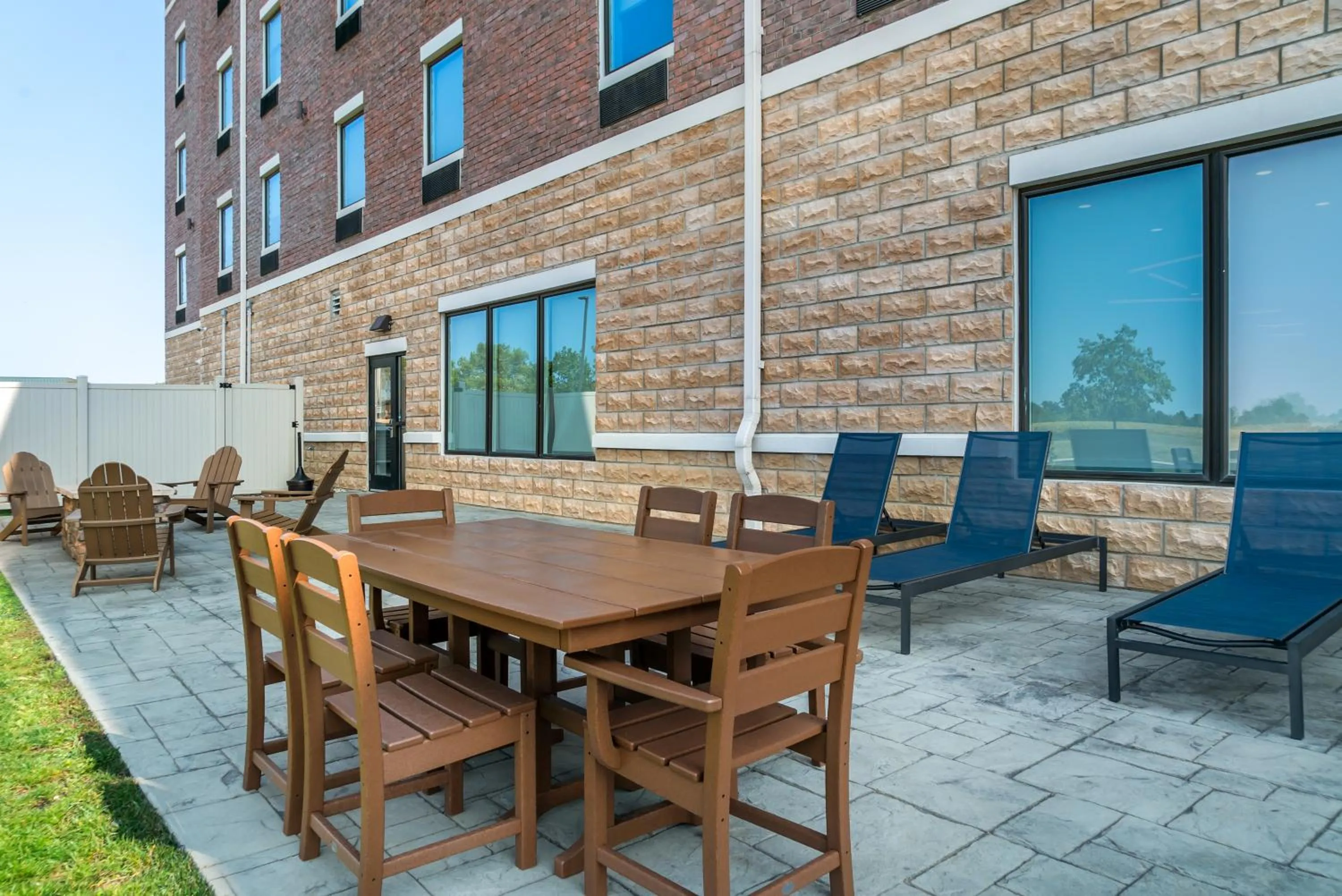 Comfort Inn & Suites Adrian