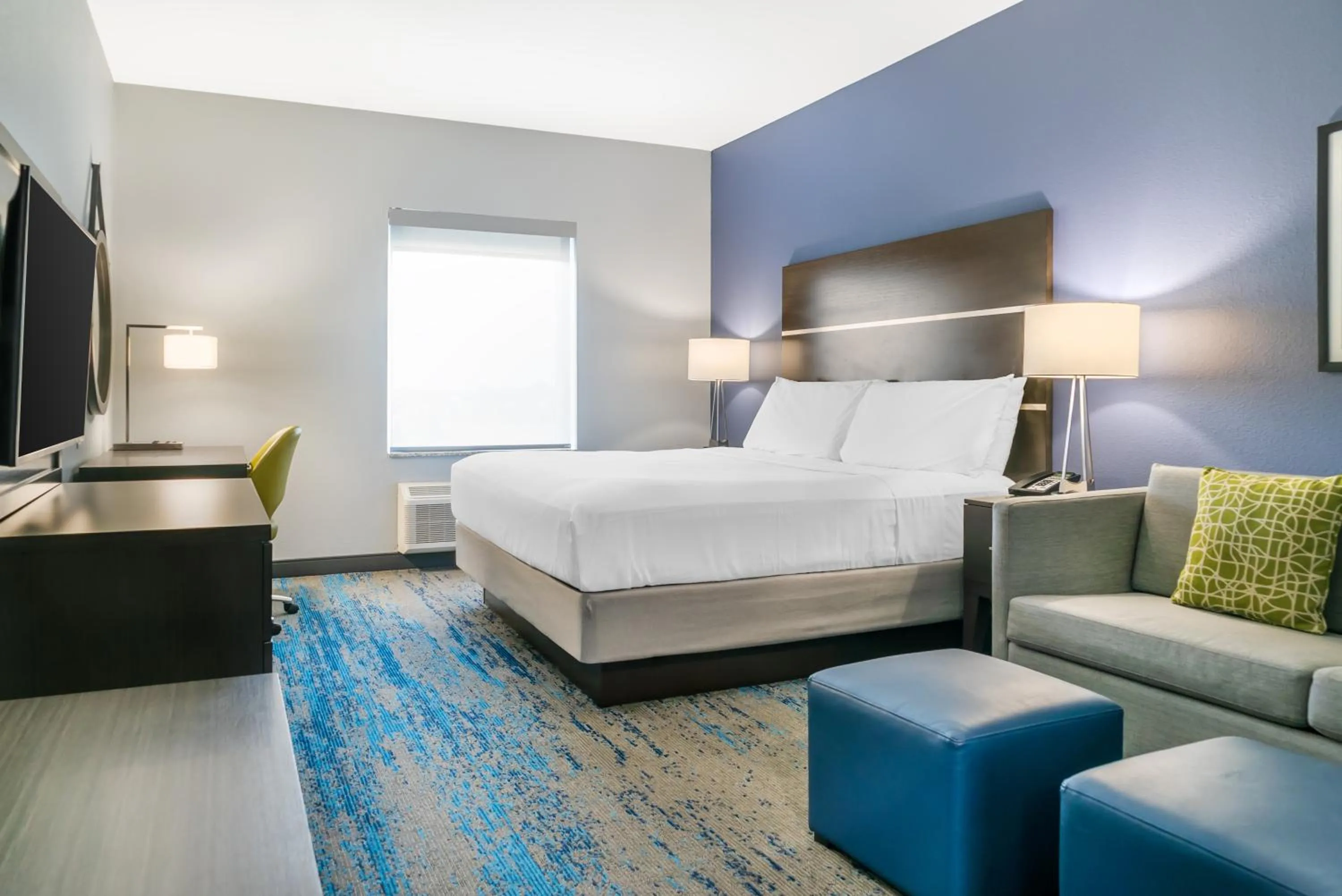 Bed in Comfort Inn & Suites Adrian