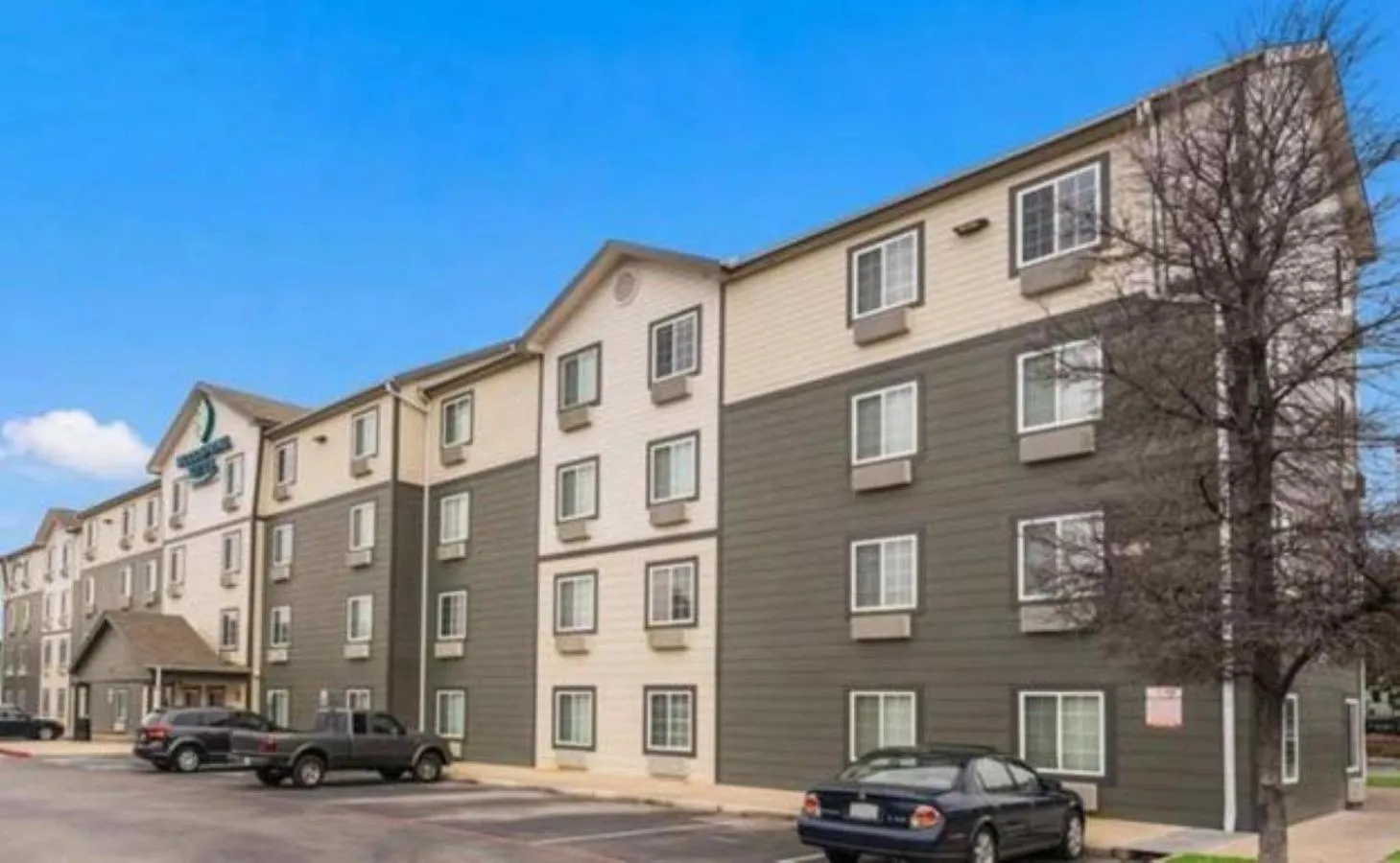 Property building in WoodSpring Suites Round Rock-Austin North