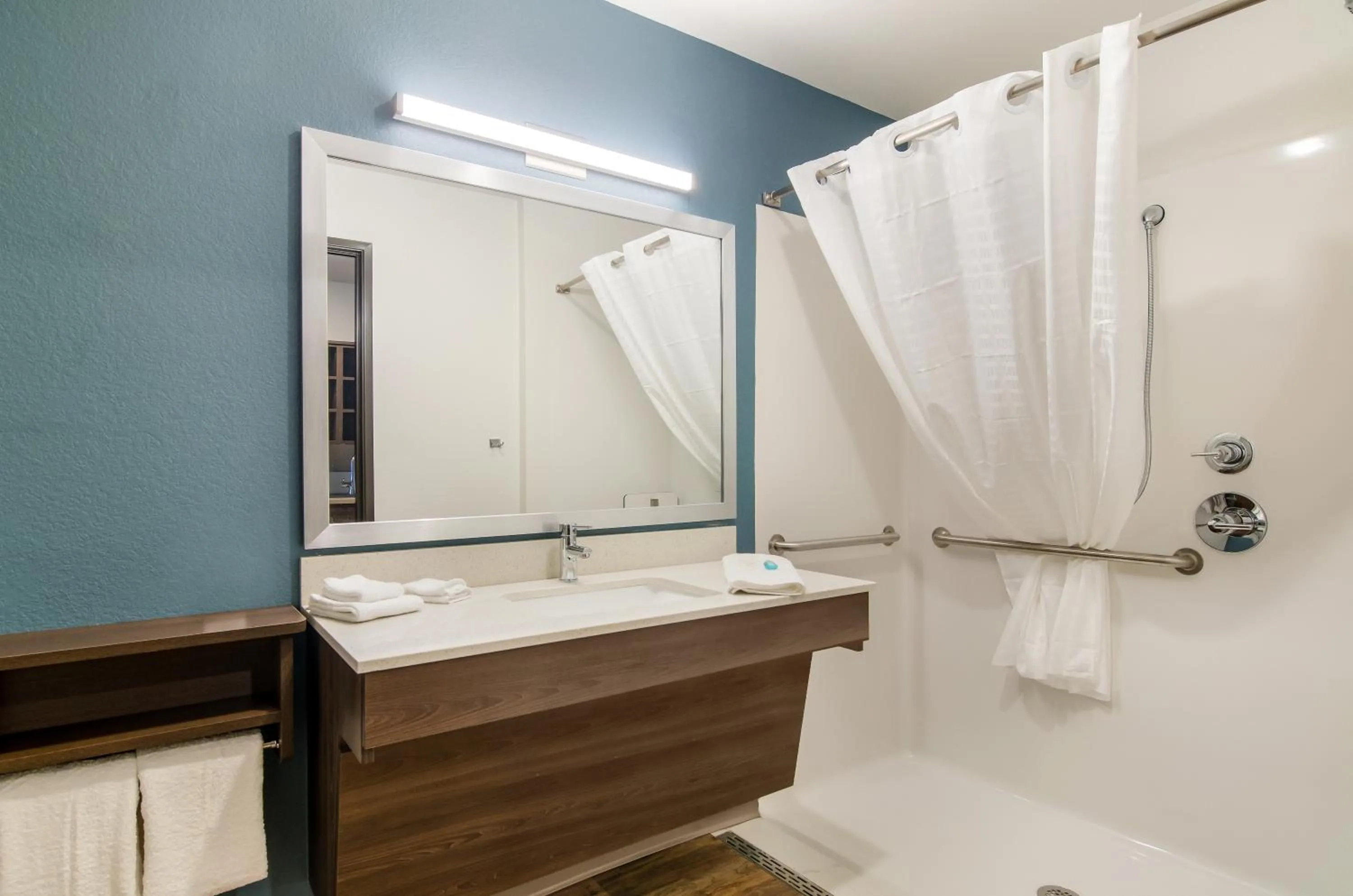 Bathroom in WoodSpring Suites Thornton-North Denver