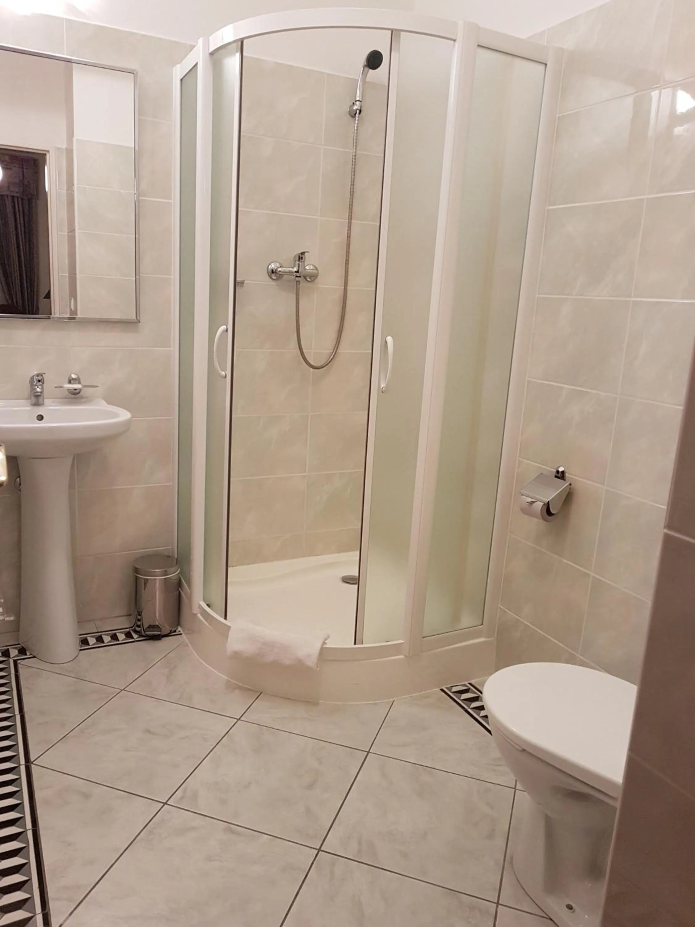 Bathroom in Eurohotel