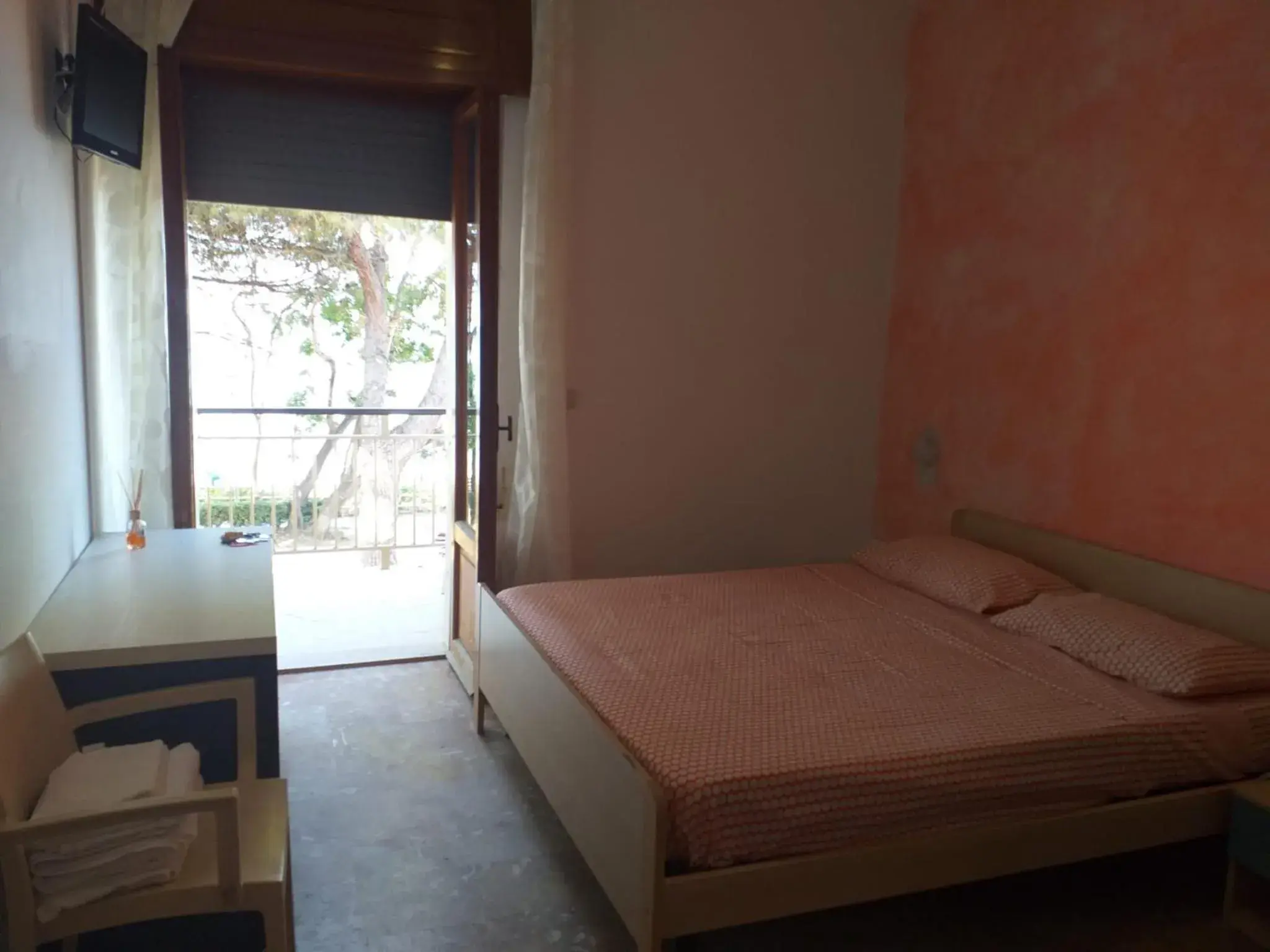 Spacious double room by the sea Spacious double room by the sea