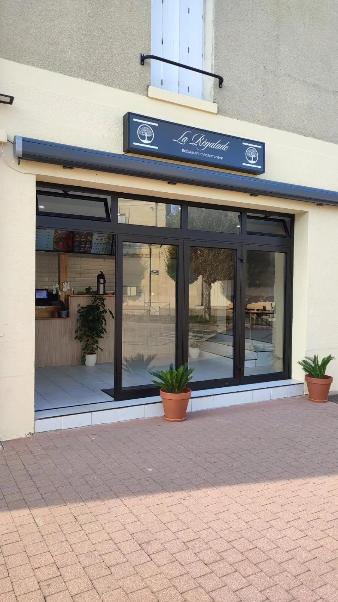 Restaurant/places to eat in « Chez Annie »