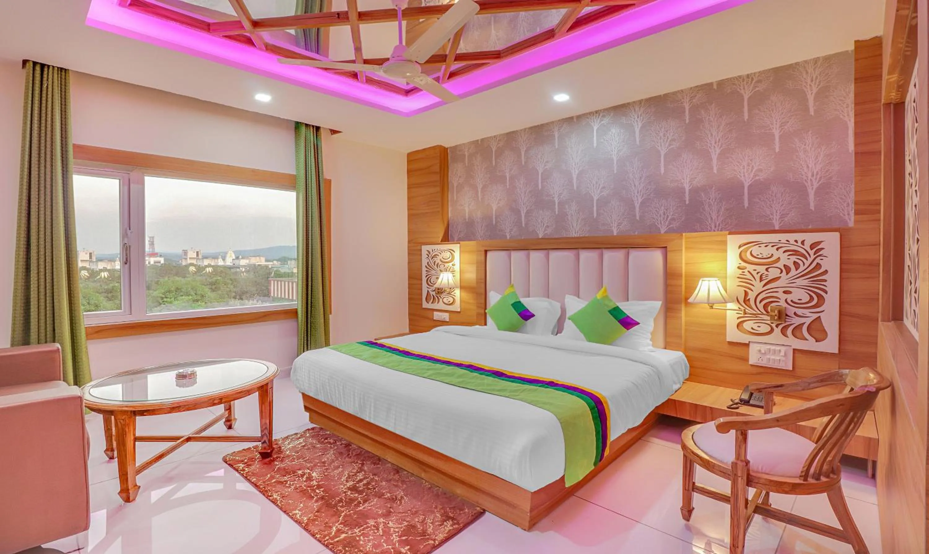 Photo of the whole room, Bed in Treebo Tropical Roots, Bhupatwala Haridwar