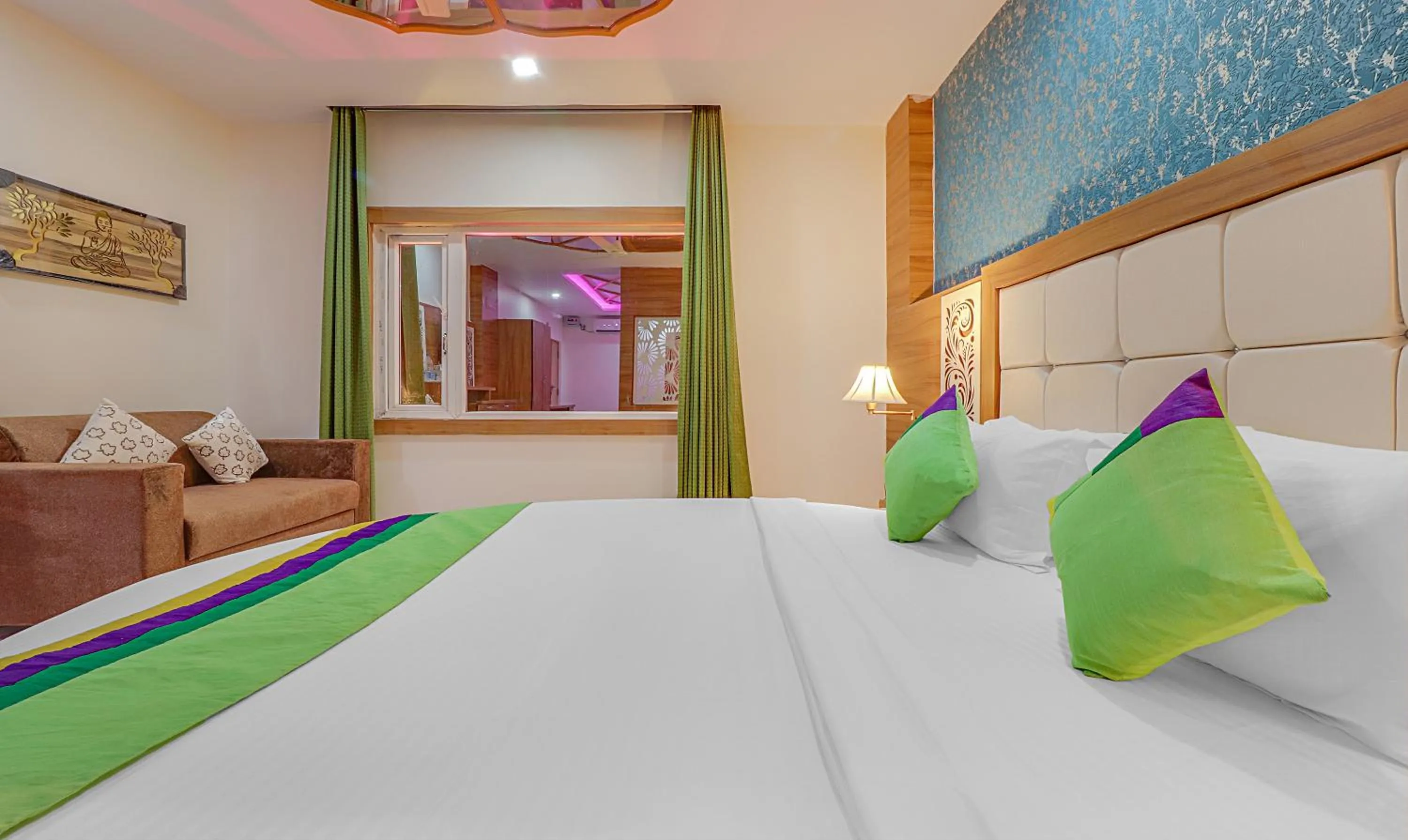 Bedroom, Bed in Treebo Tropical Roots, Bhupatwala Haridwar