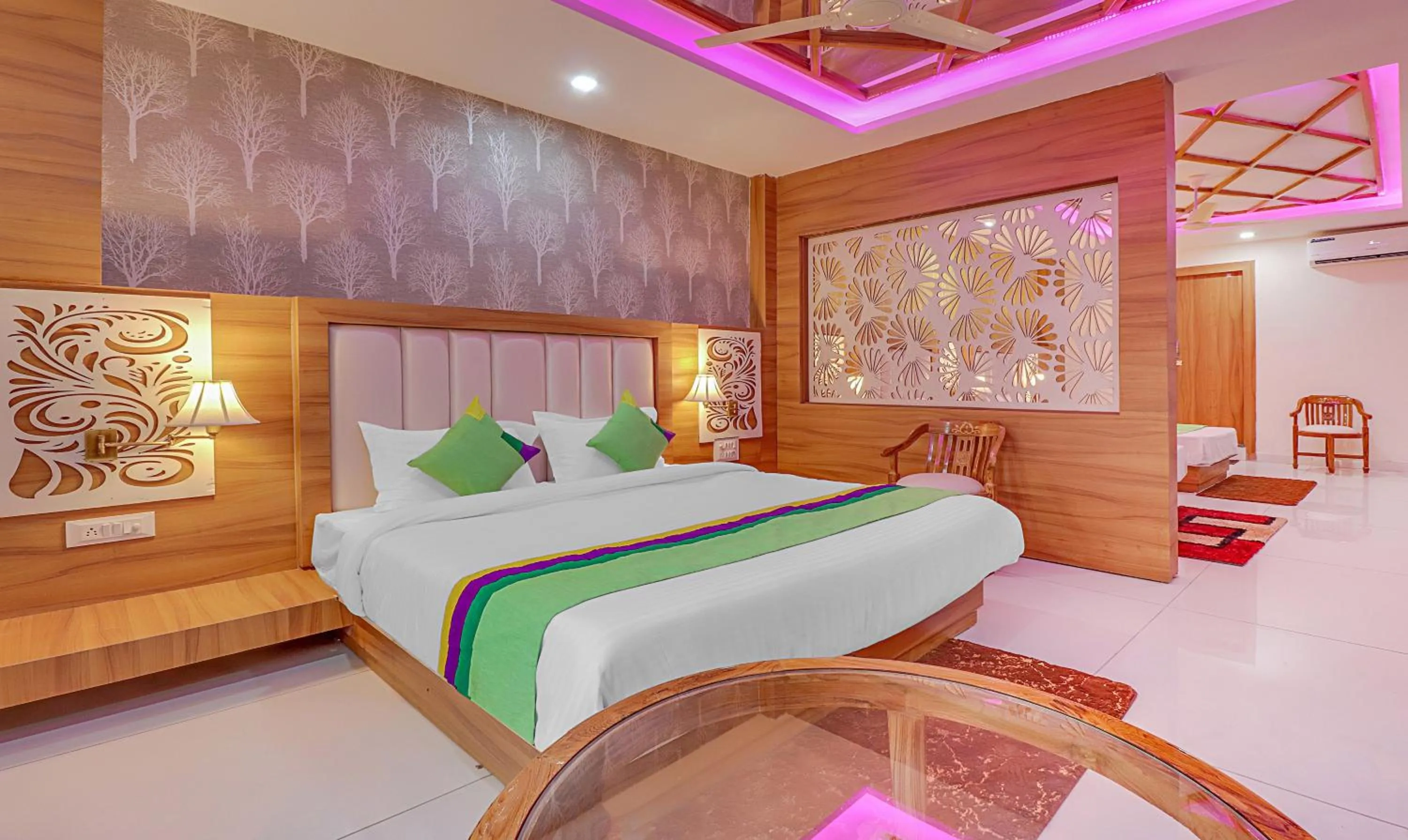 Bedroom, Bed in Treebo Tropical Roots, Bhupatwala Haridwar