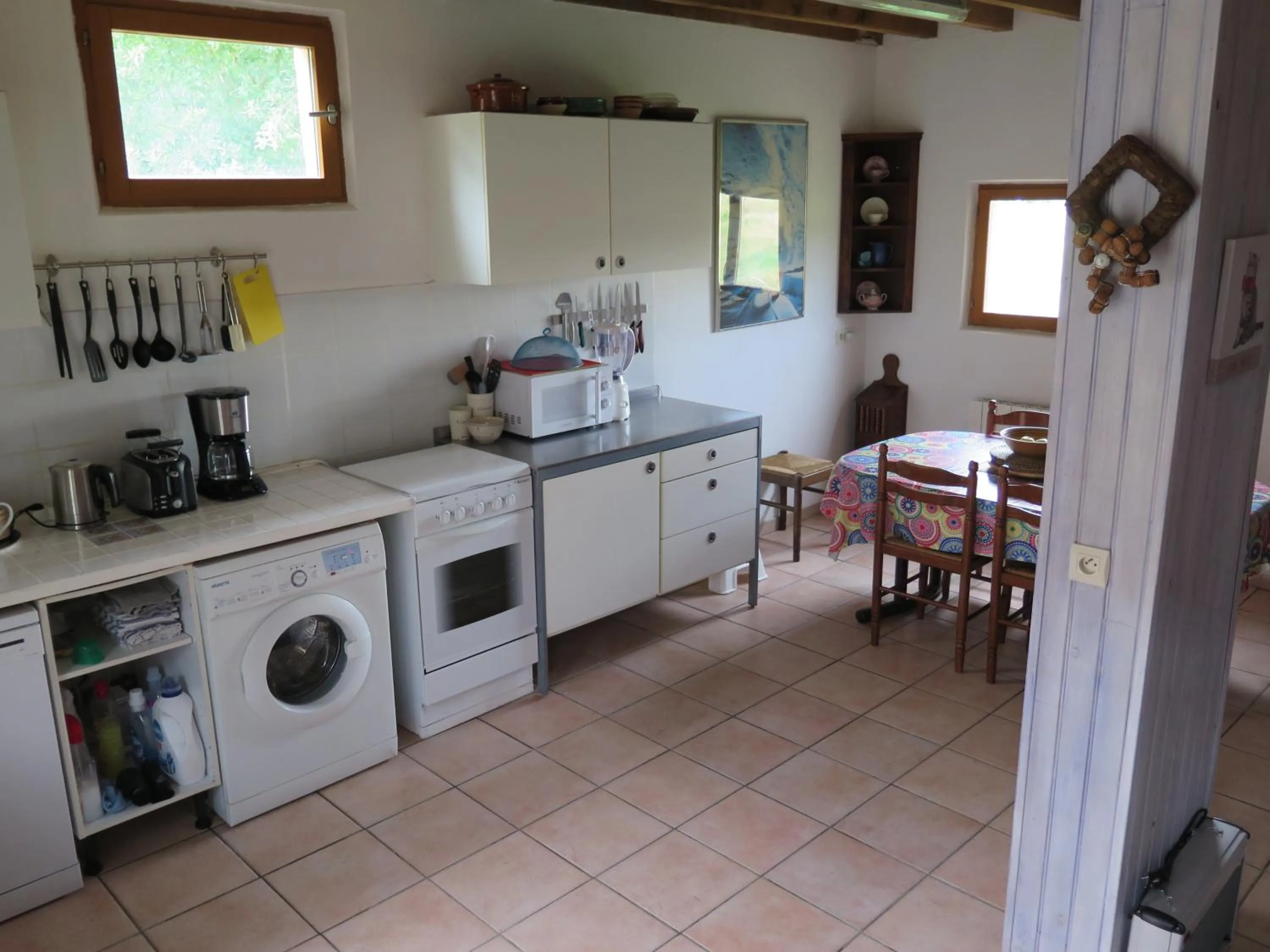 kitchen in Les Bardinieres for Zoo Fleche