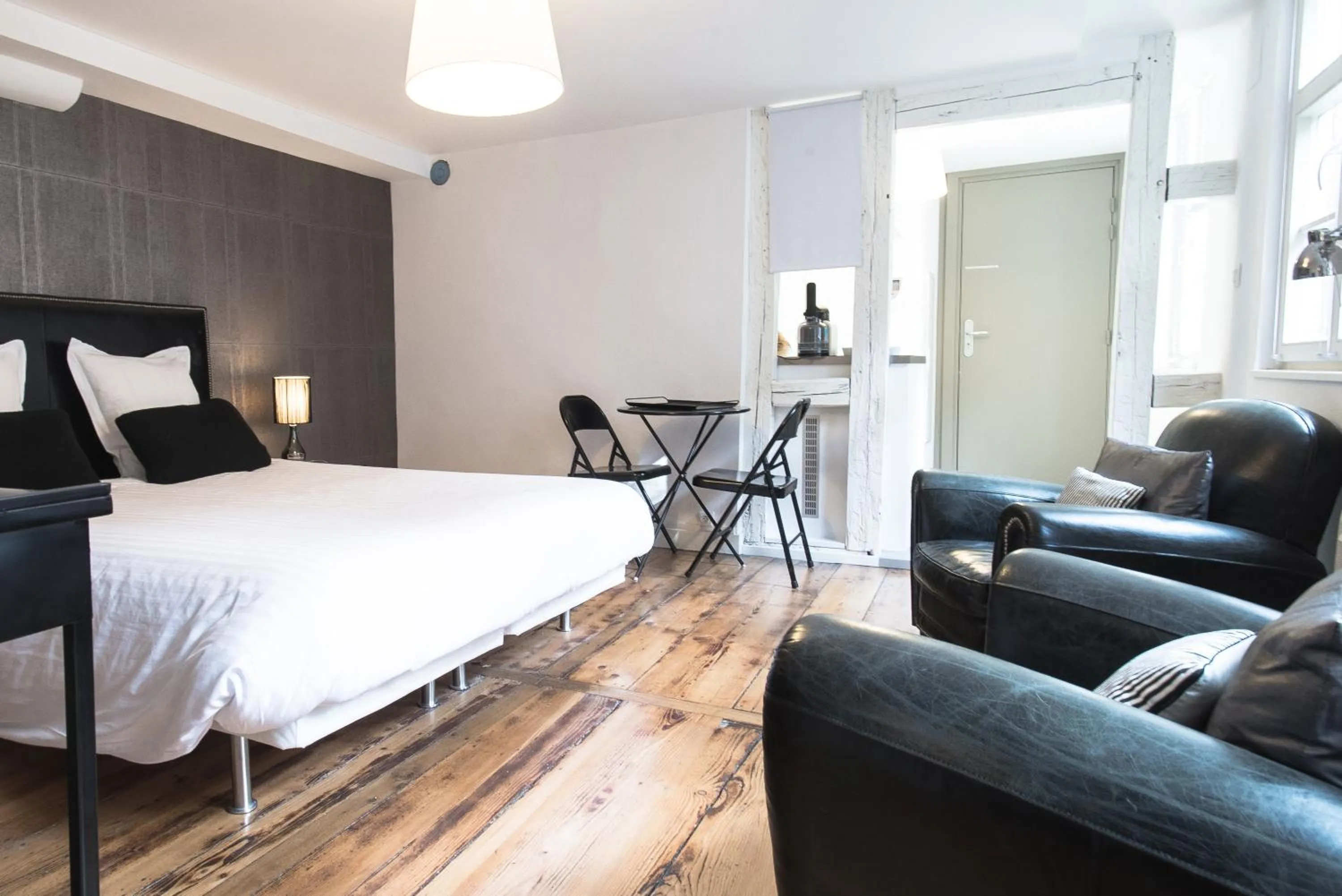 Day, Bed in Appartements Orfèvres Cathédrale