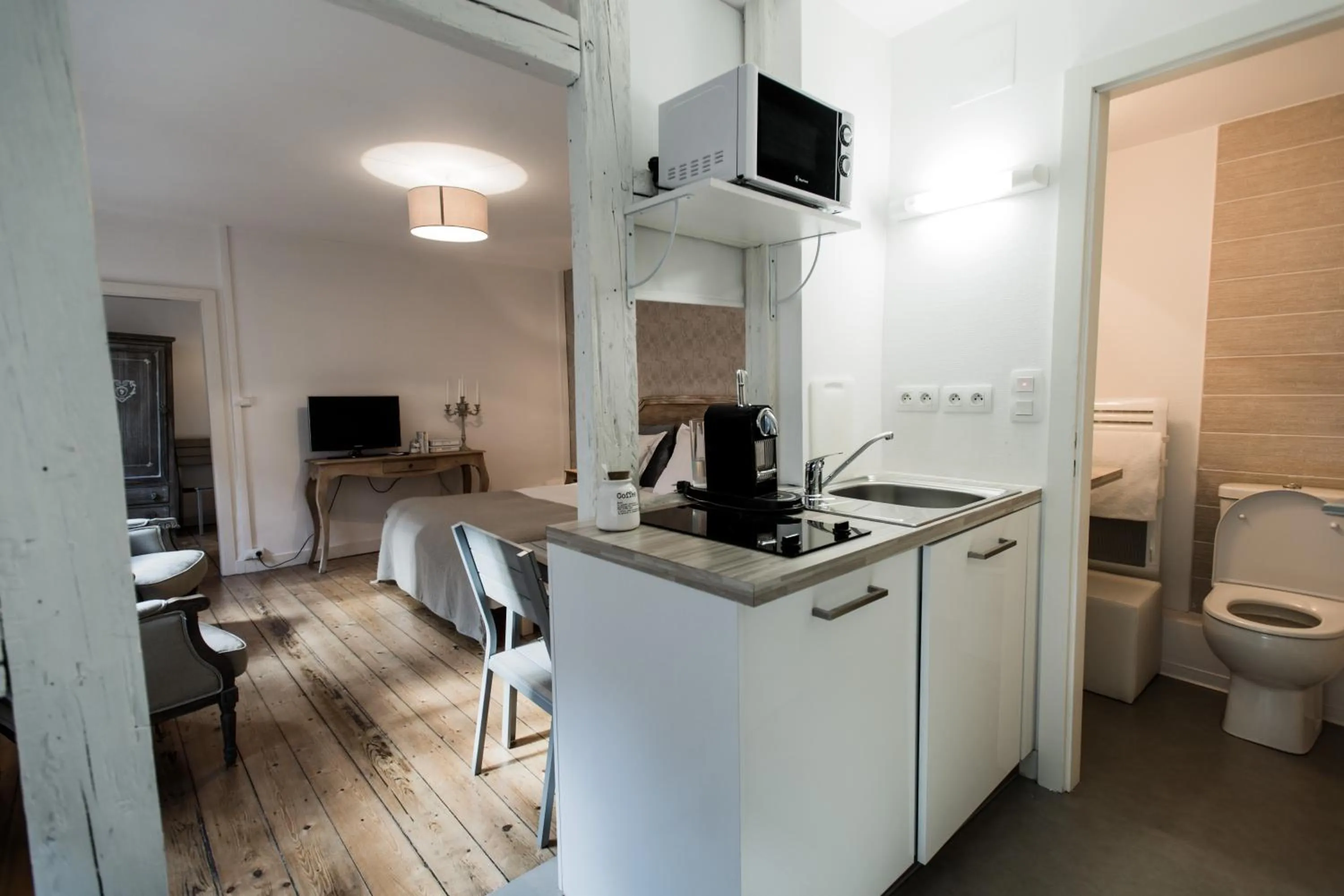 Kitchen or kitchenette in Appartements Orfèvres Cathédrale