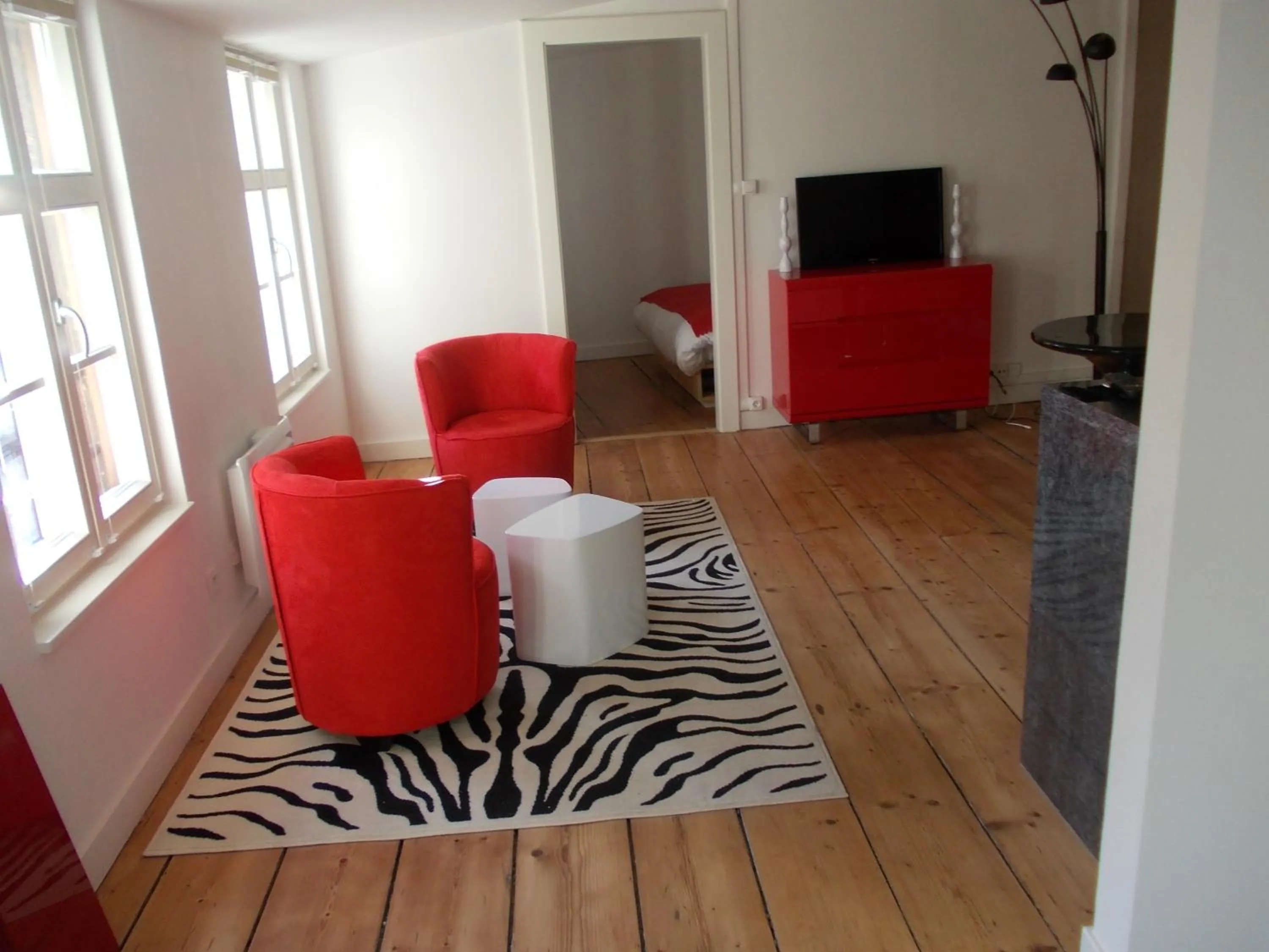 Photo of the whole room in Appartements Orfèvres Cathédrale