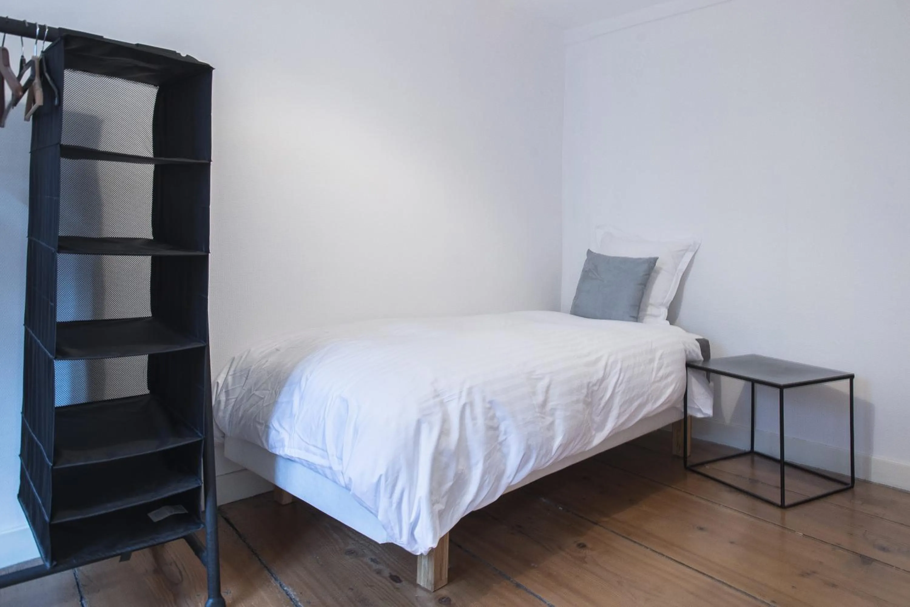 Photo of the whole room, Bed in Appartements Orfèvres Cathédrale