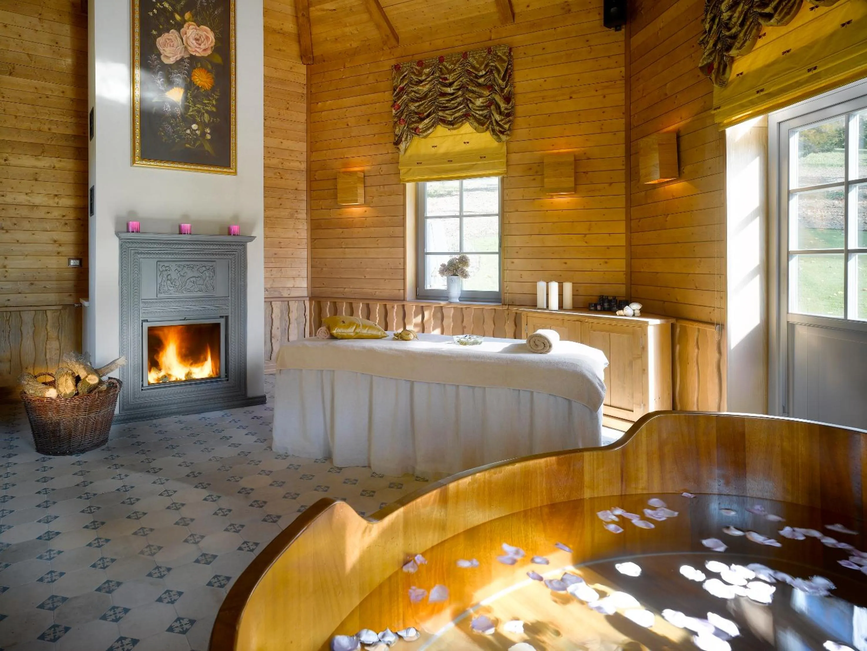 Spa and wellness centre/facilities in Chateau Mcely