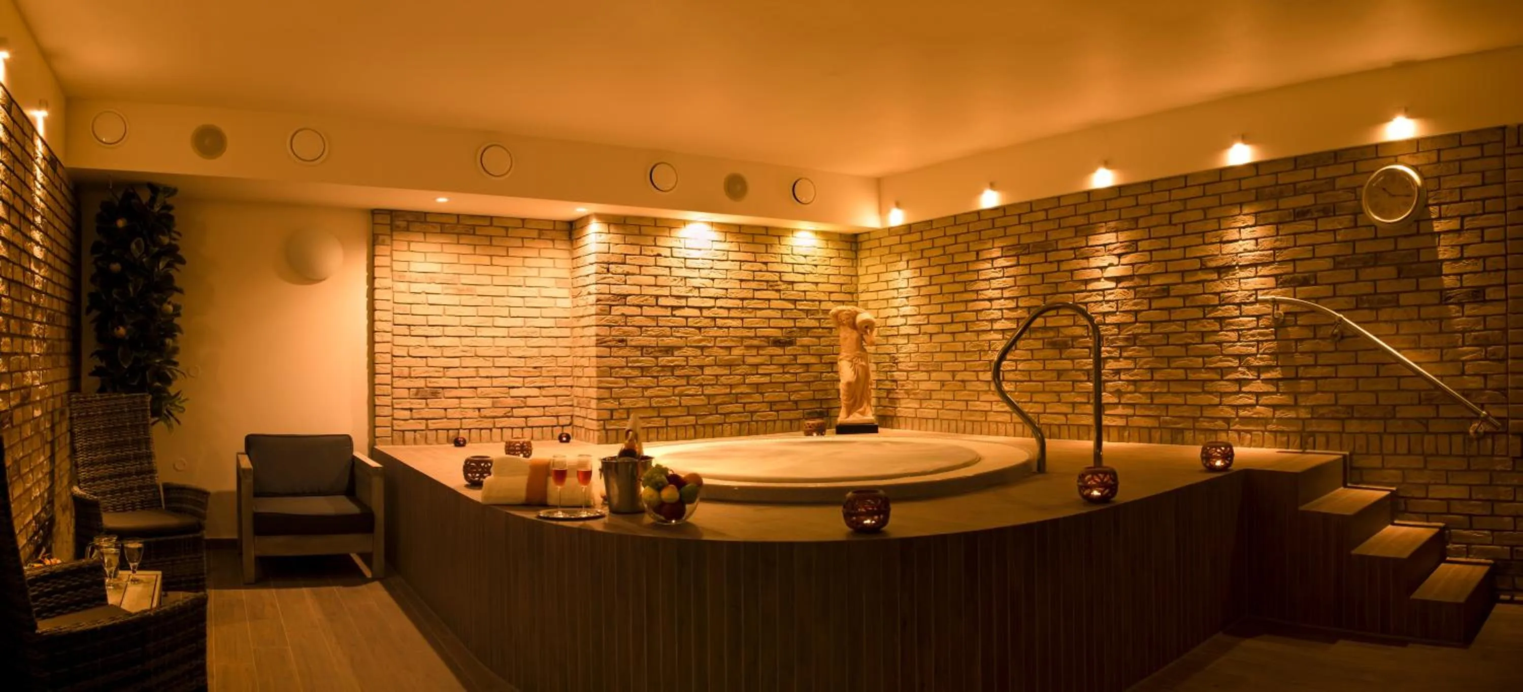 Hot Tub in Hotel VÍTKOVA HORA