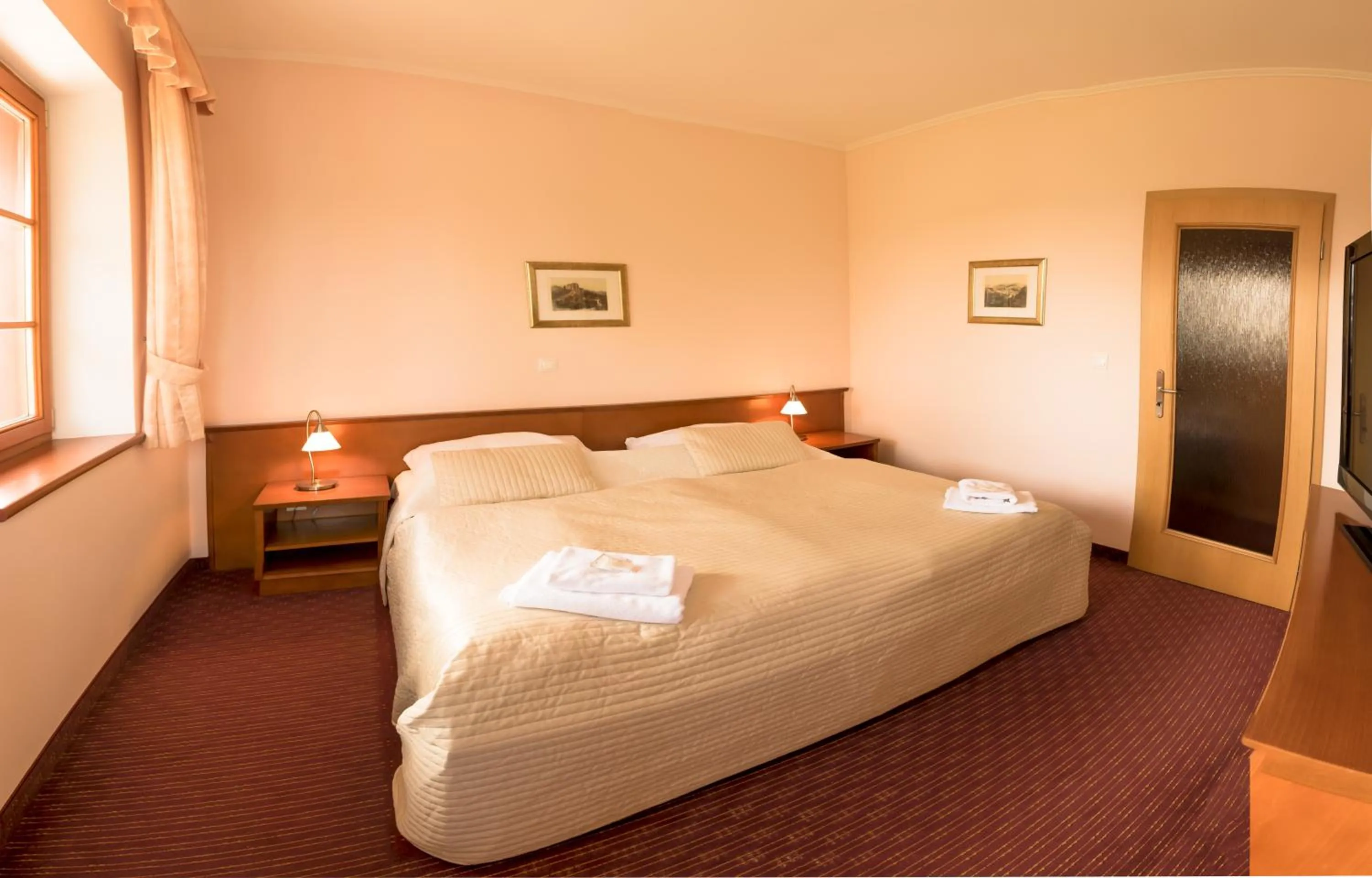 Bedroom, Bed in Hotel VÍTKOVA HORA