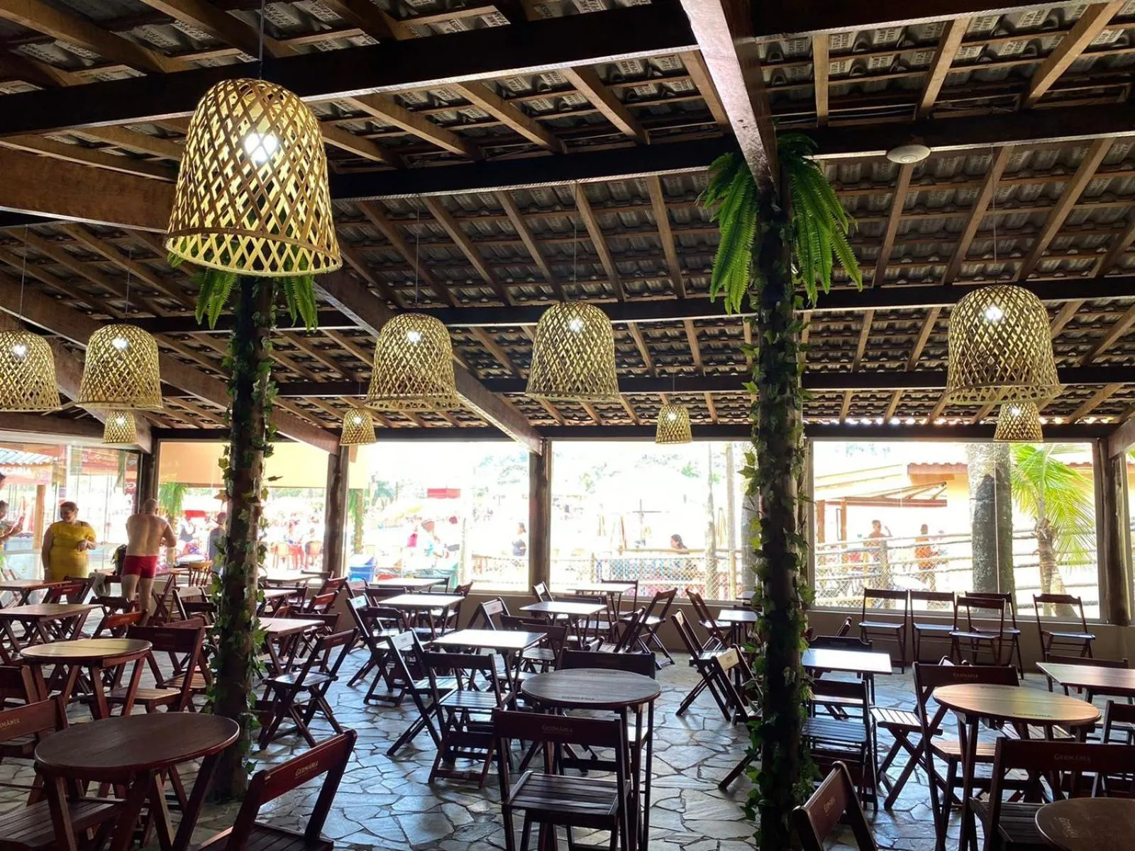 Restaurant/places to eat in Cabana's Acqua Hotel